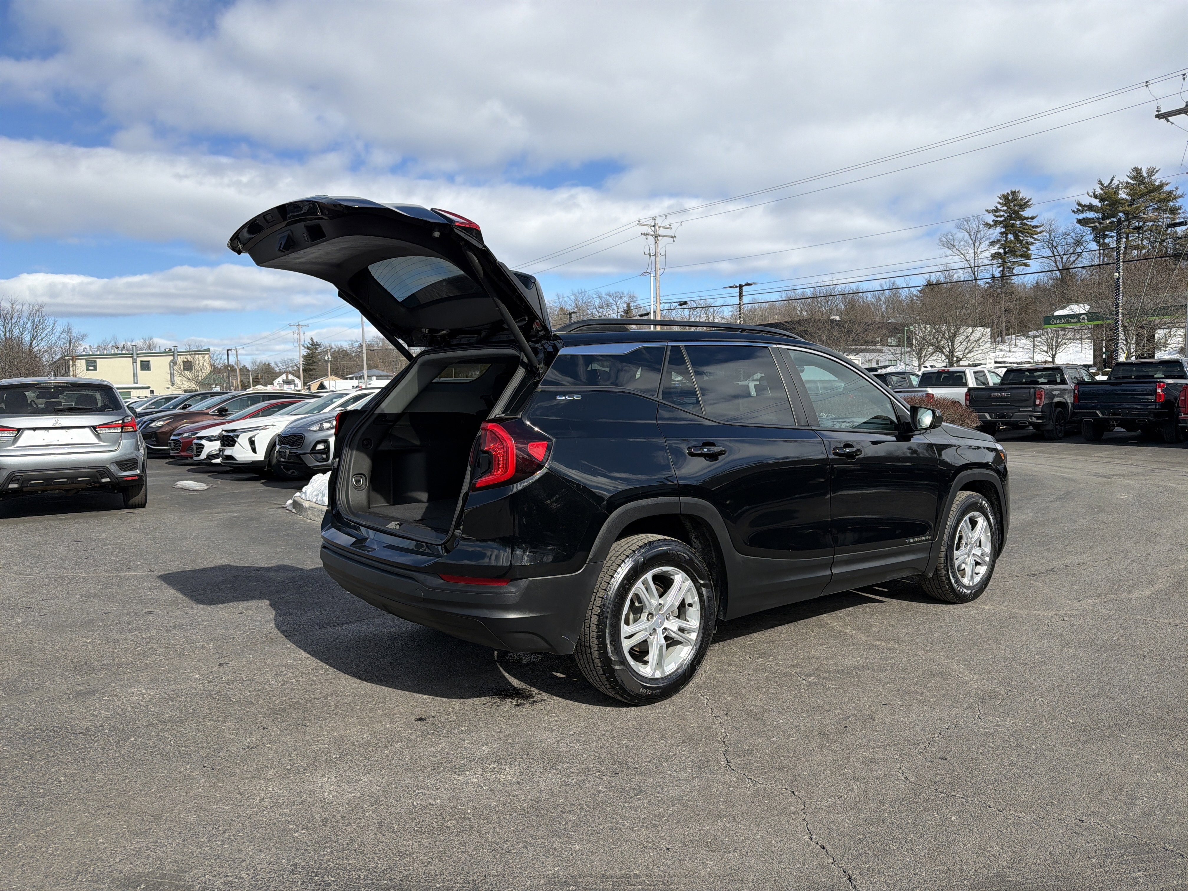 2022 GMC Terrain SLE