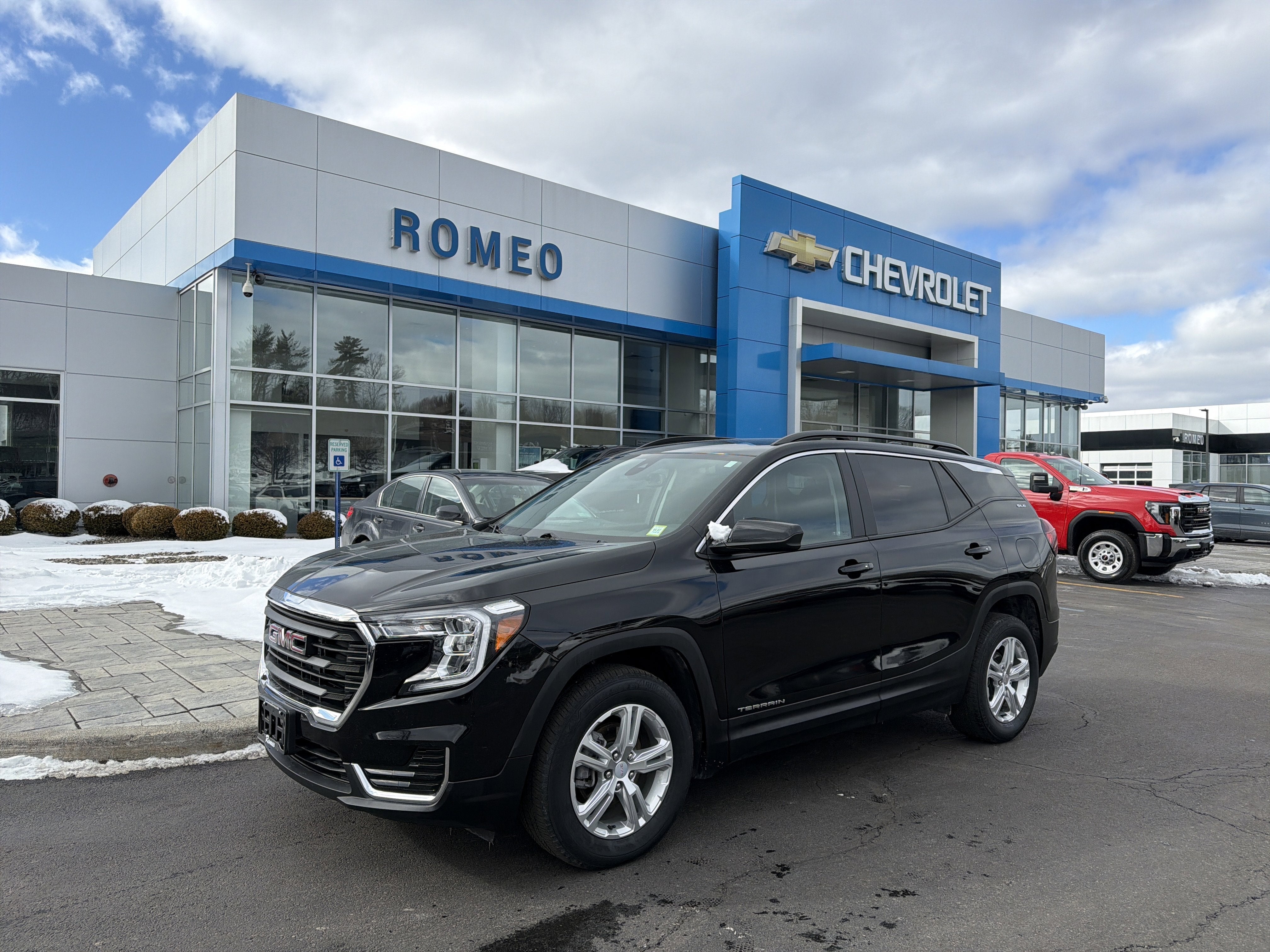 2022 GMC Terrain SLE