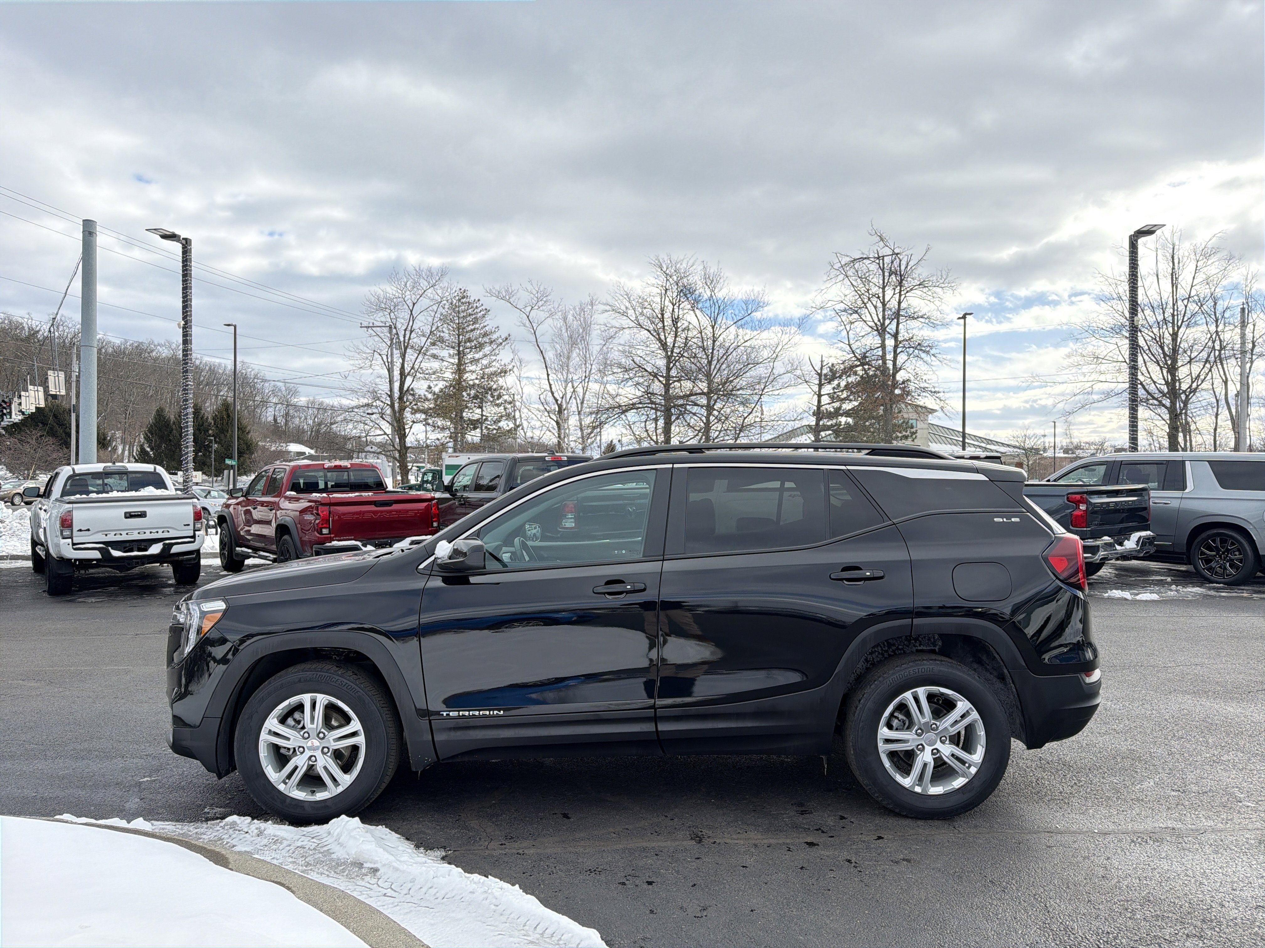 2022 GMC Terrain SLE