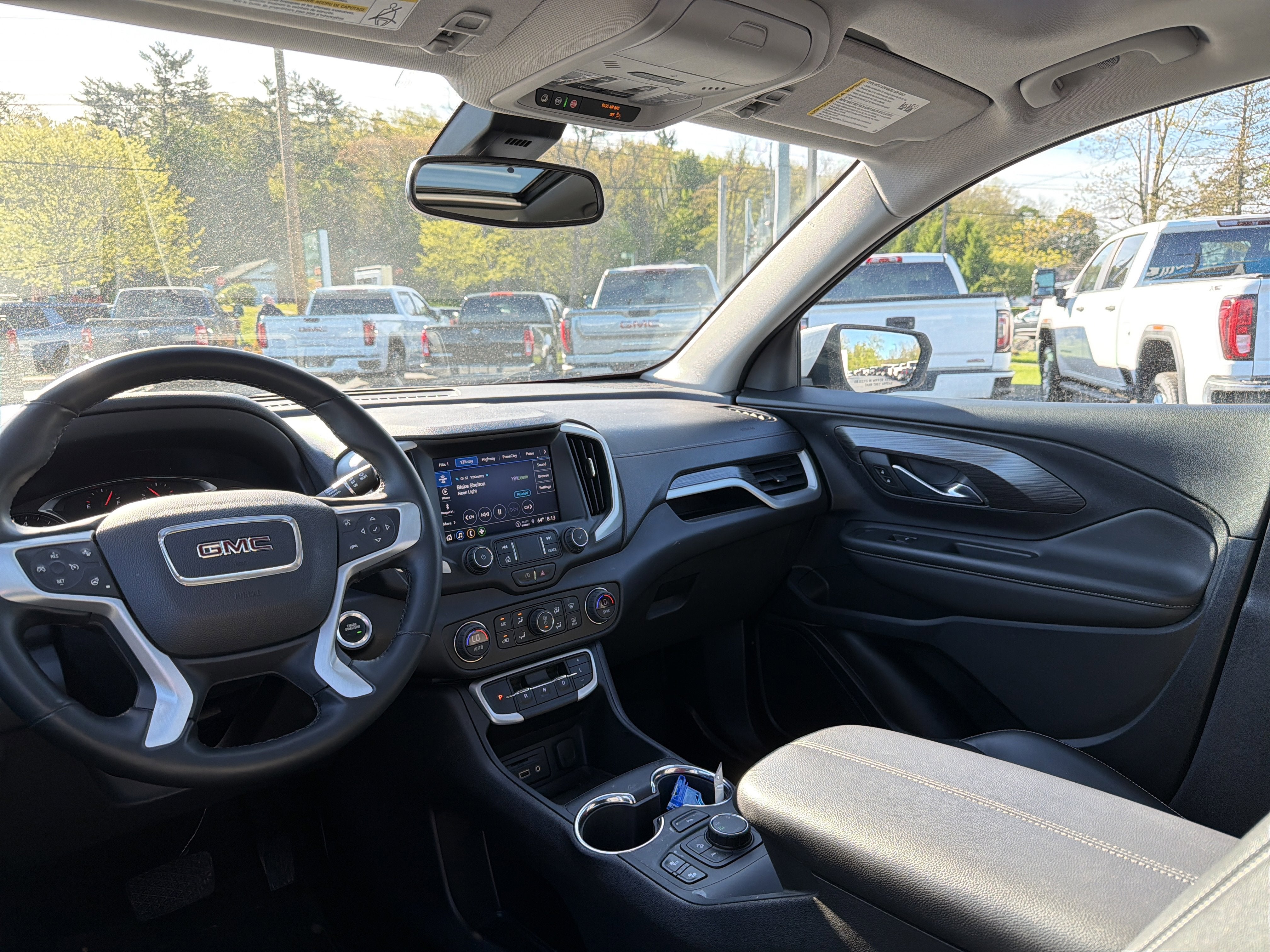 2023 GMC Terrain SLT