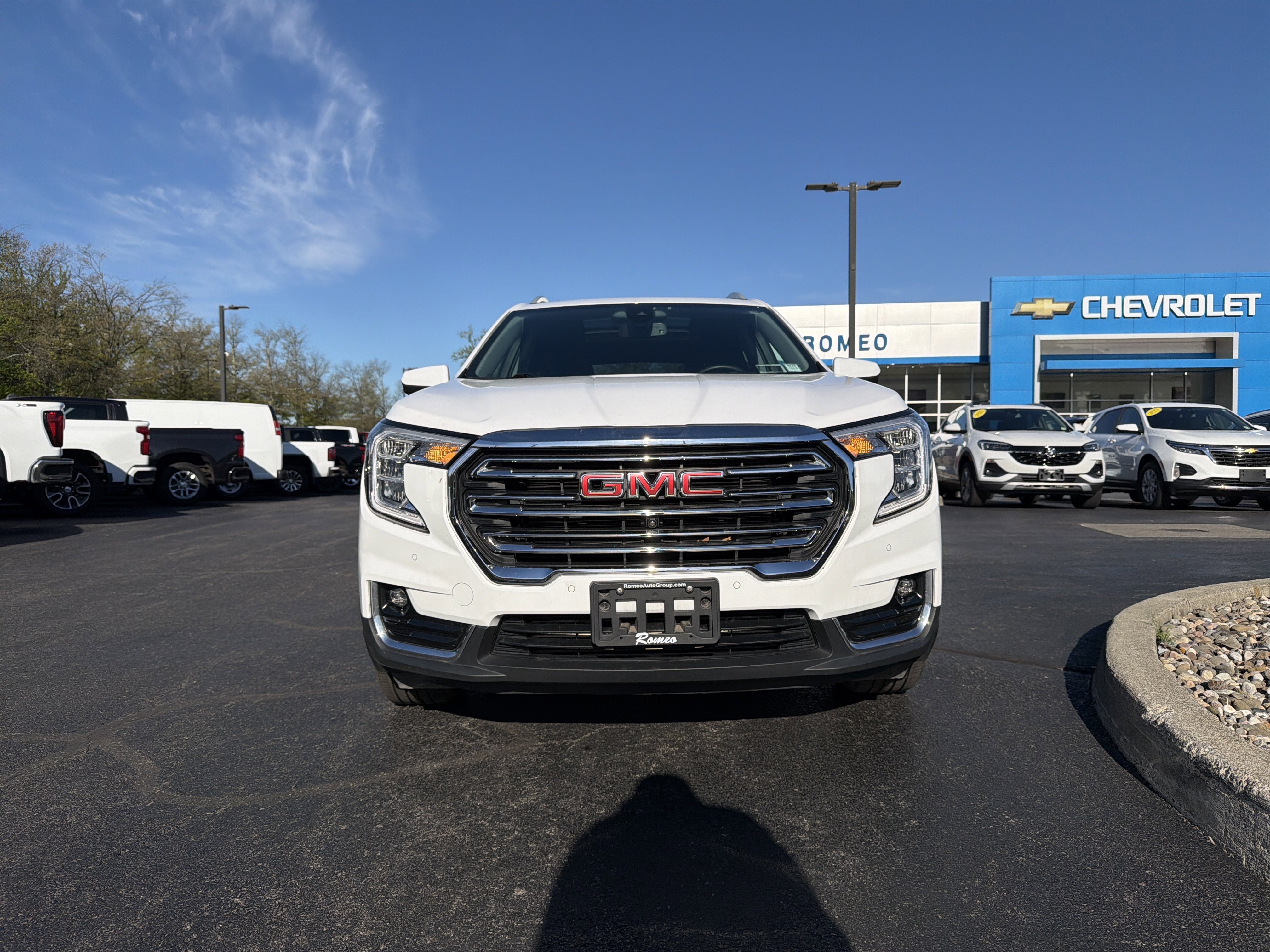 2023 GMC Terrain SLT