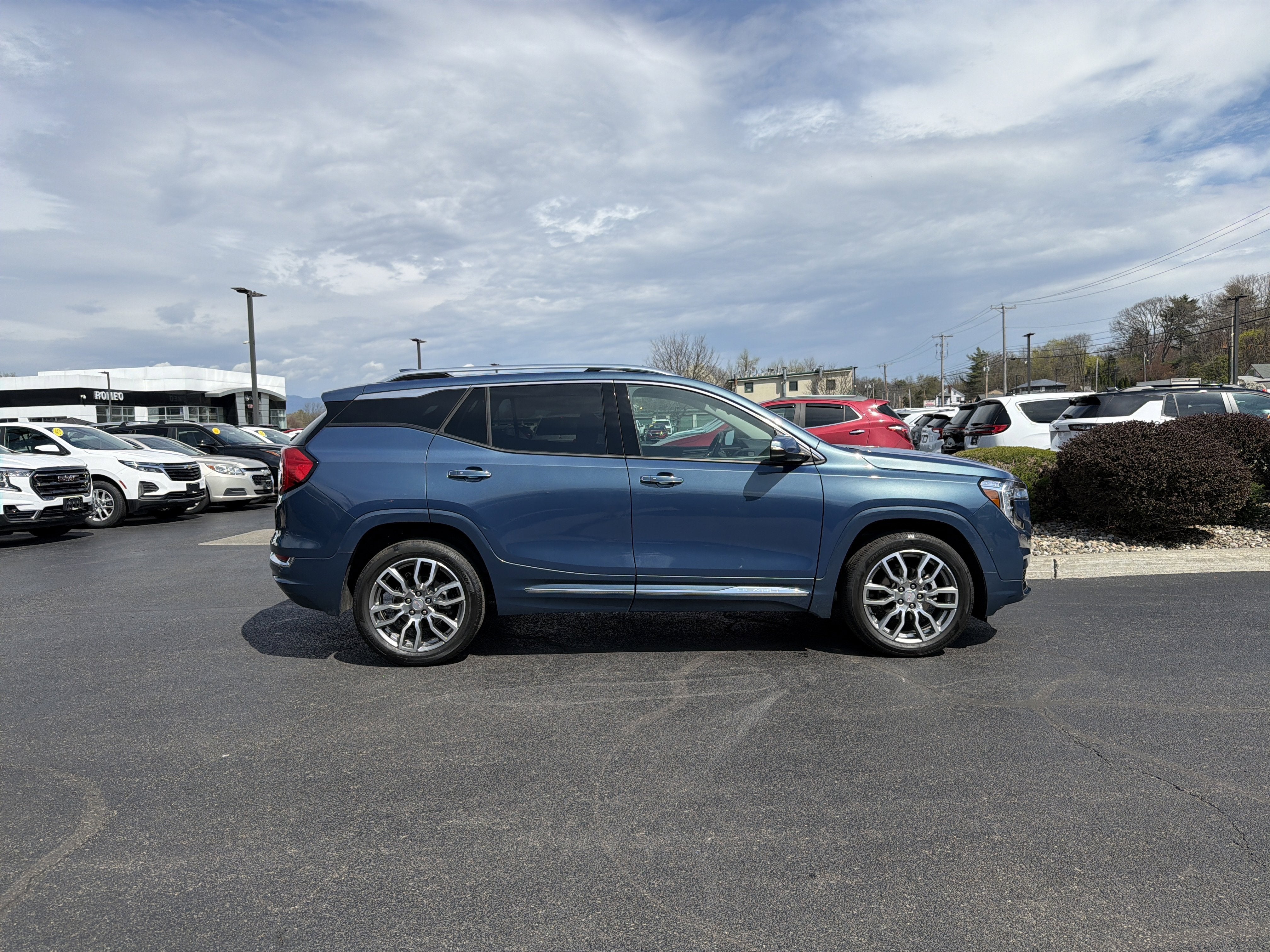 2024 GMC Terrain Denali