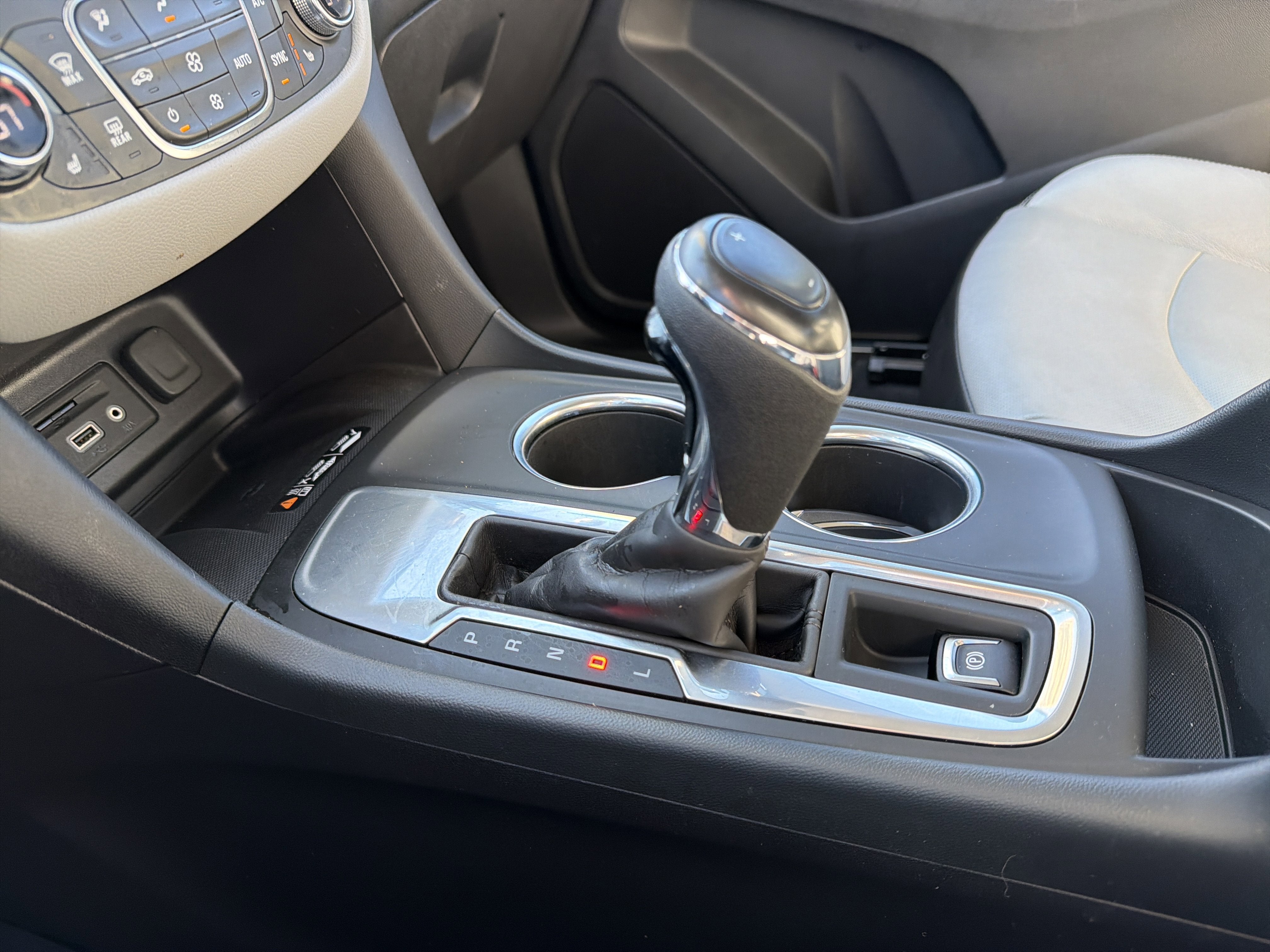 2021 Chevrolet Equinox Premier