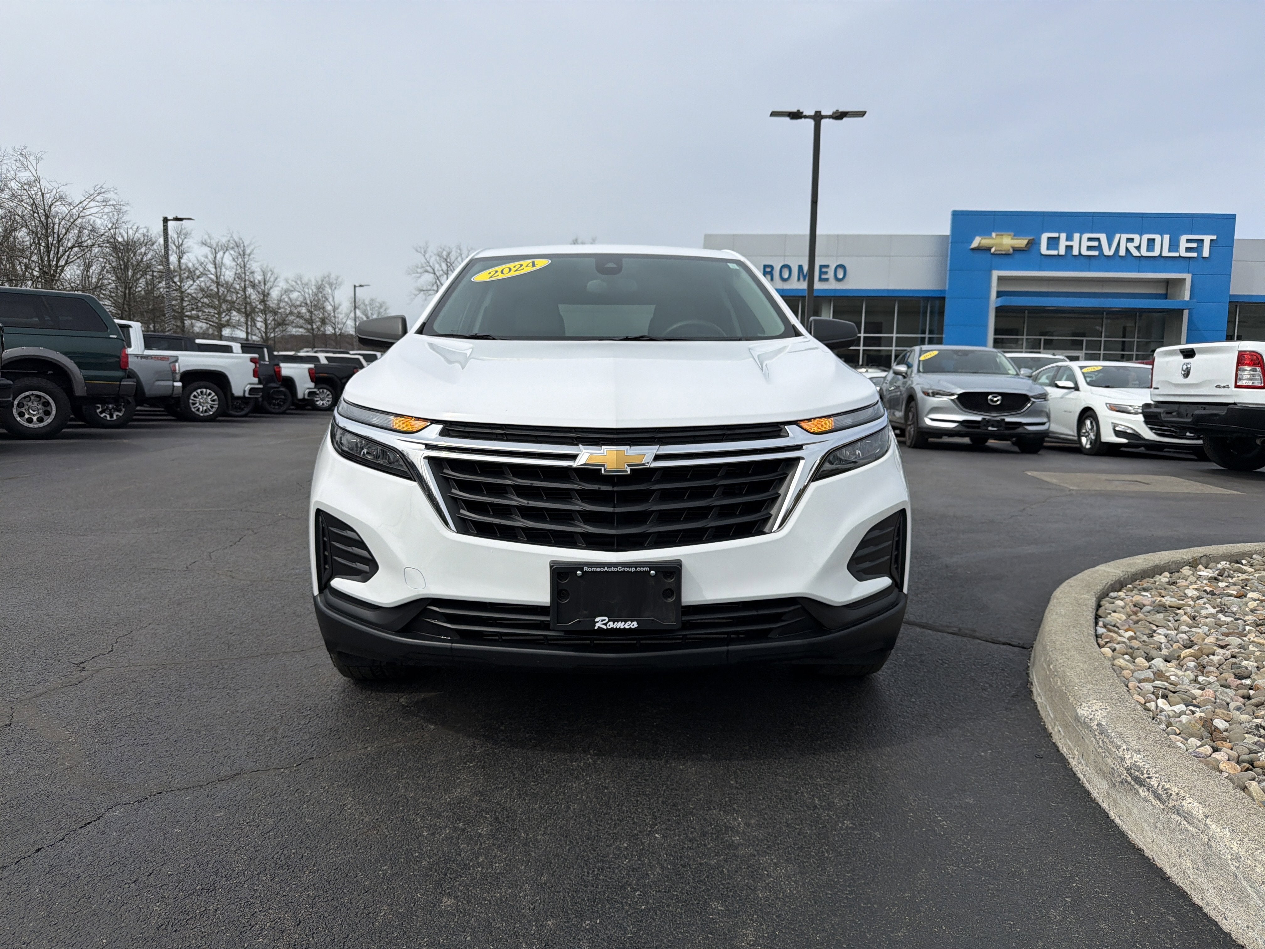 2024 Chevrolet Equinox LS