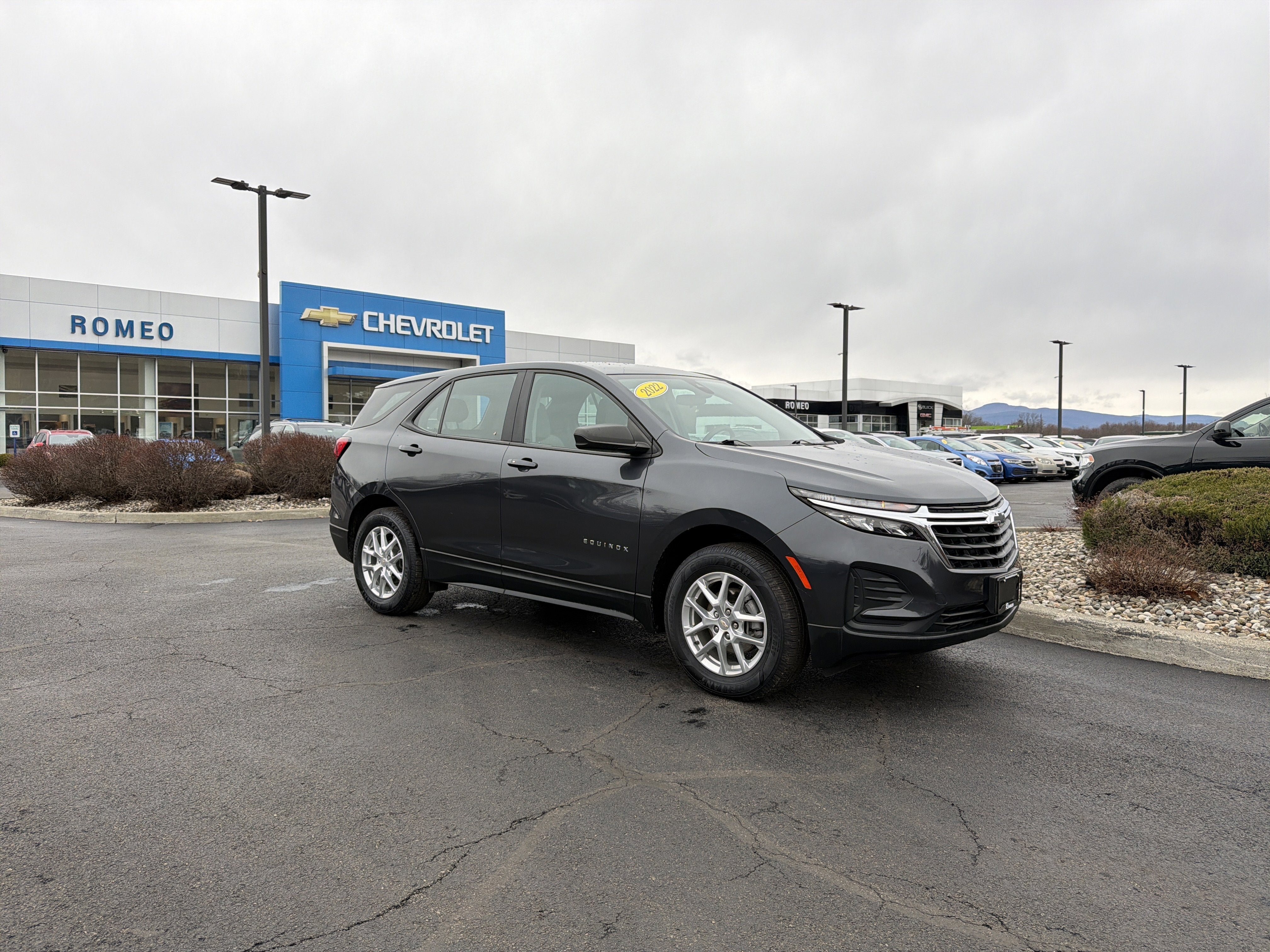 2022 Chevrolet Equinox LS