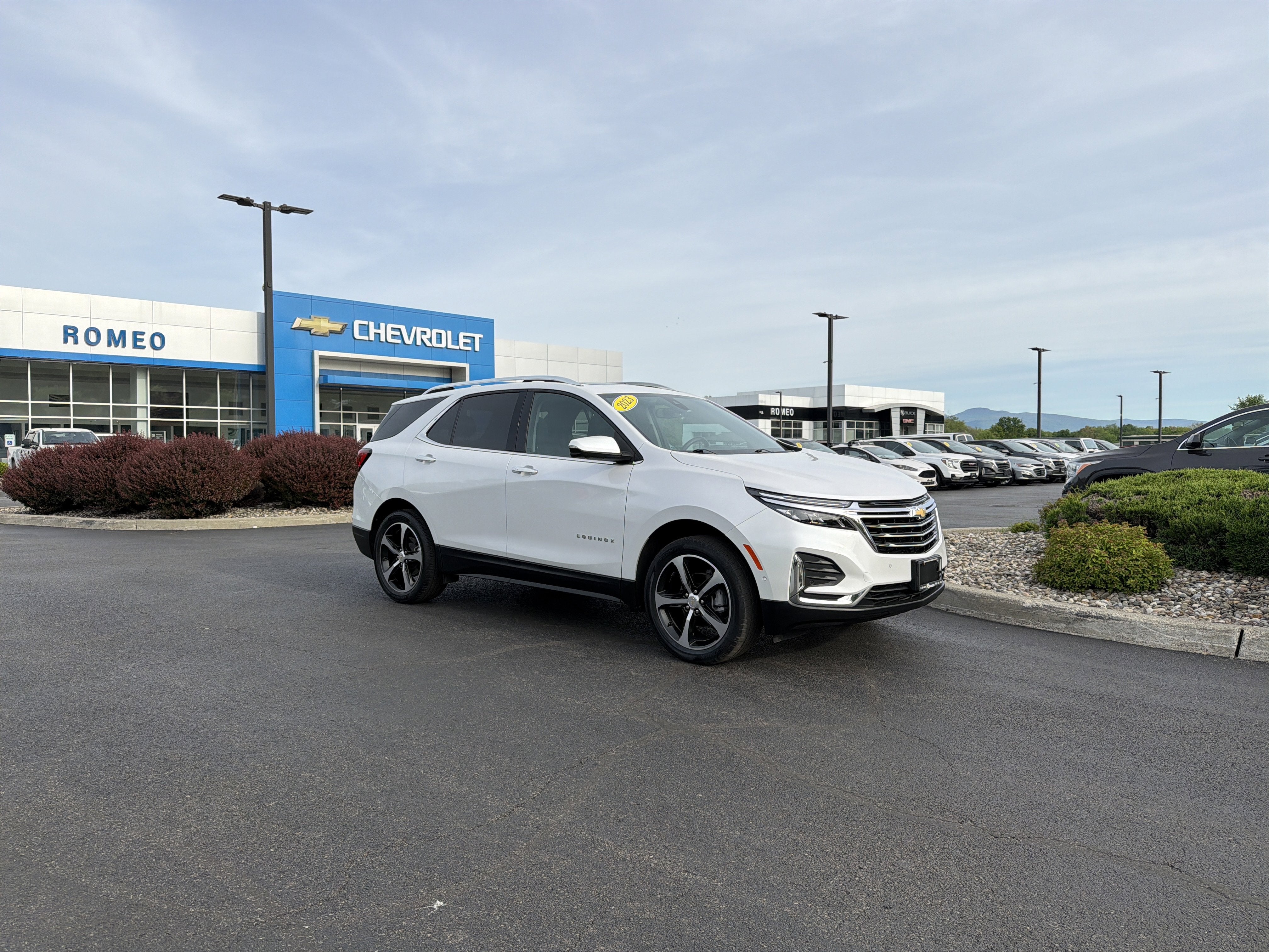 2023 Chevrolet Equinox Premier
