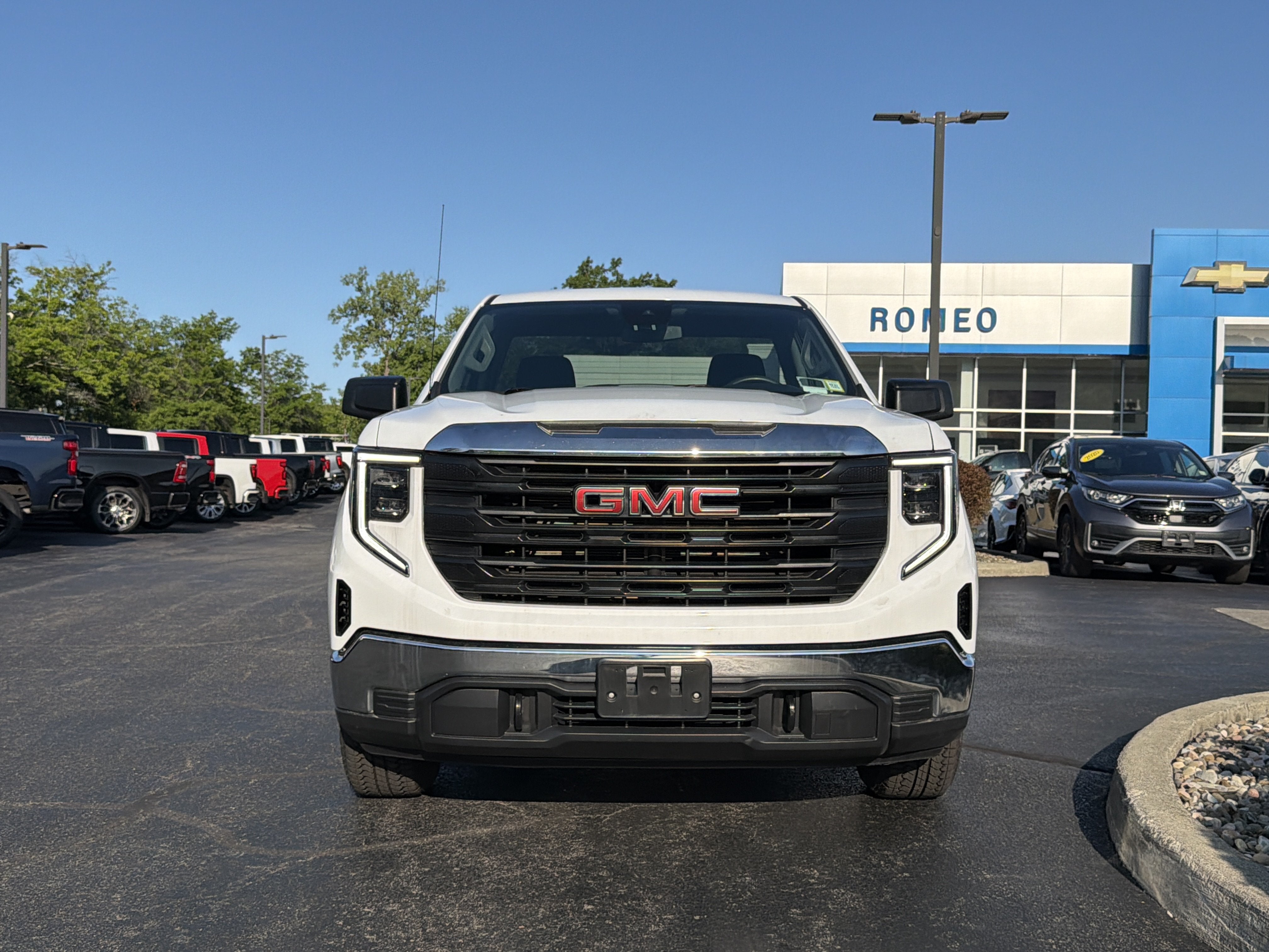 2023 GMC Sierra 1500 Pro