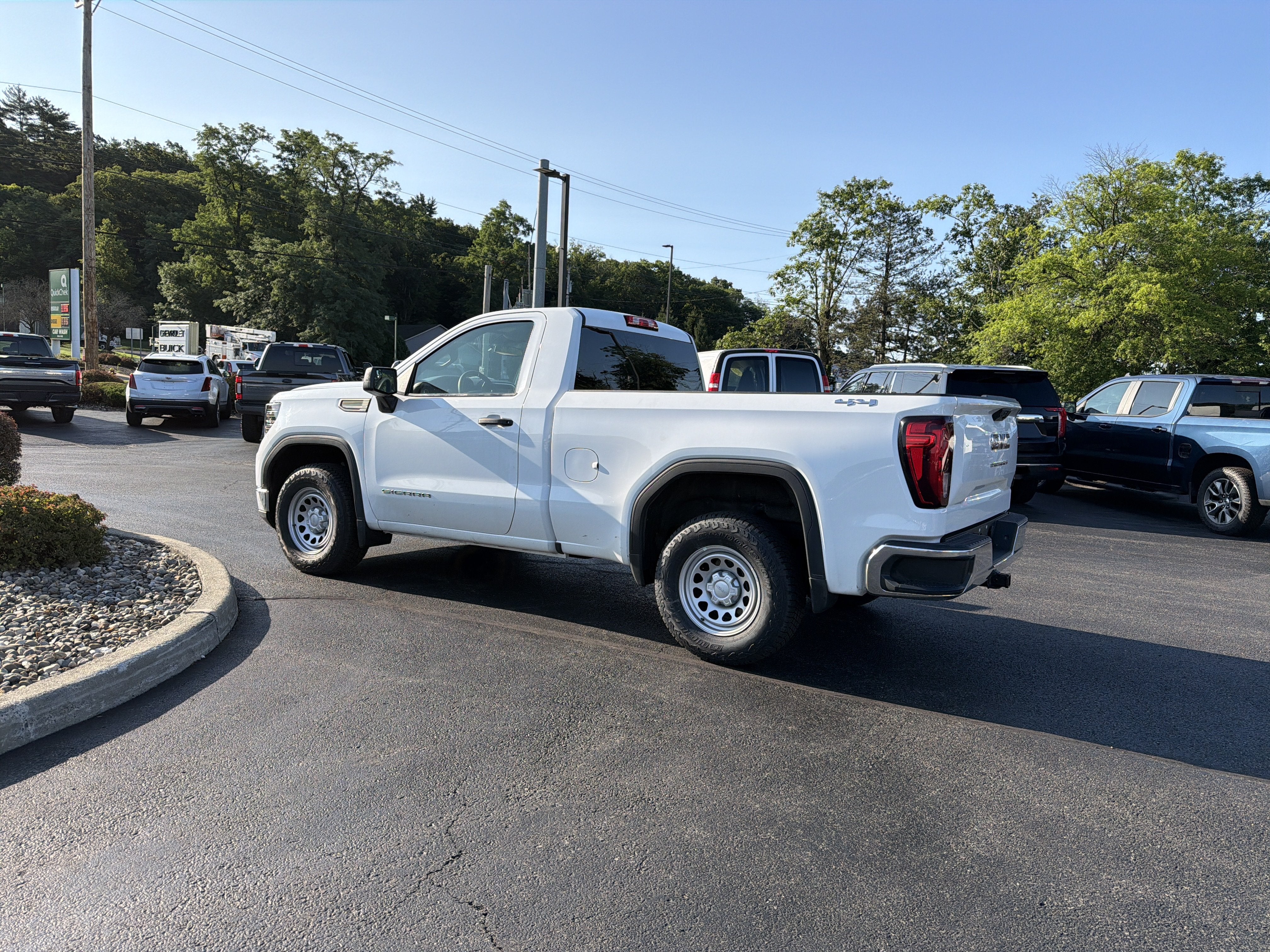 2023 GMC Sierra 1500 Pro