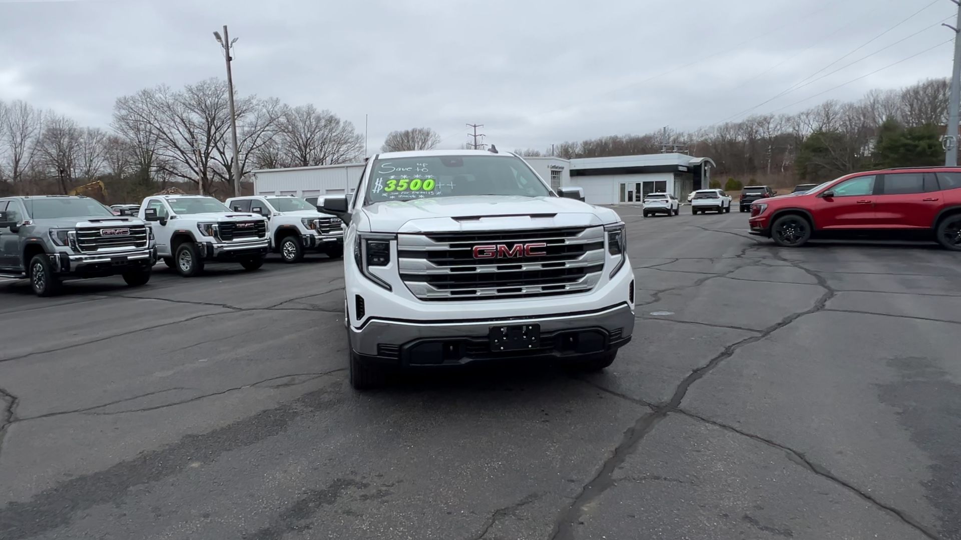 2026 GMC Sierra 1500 SLE