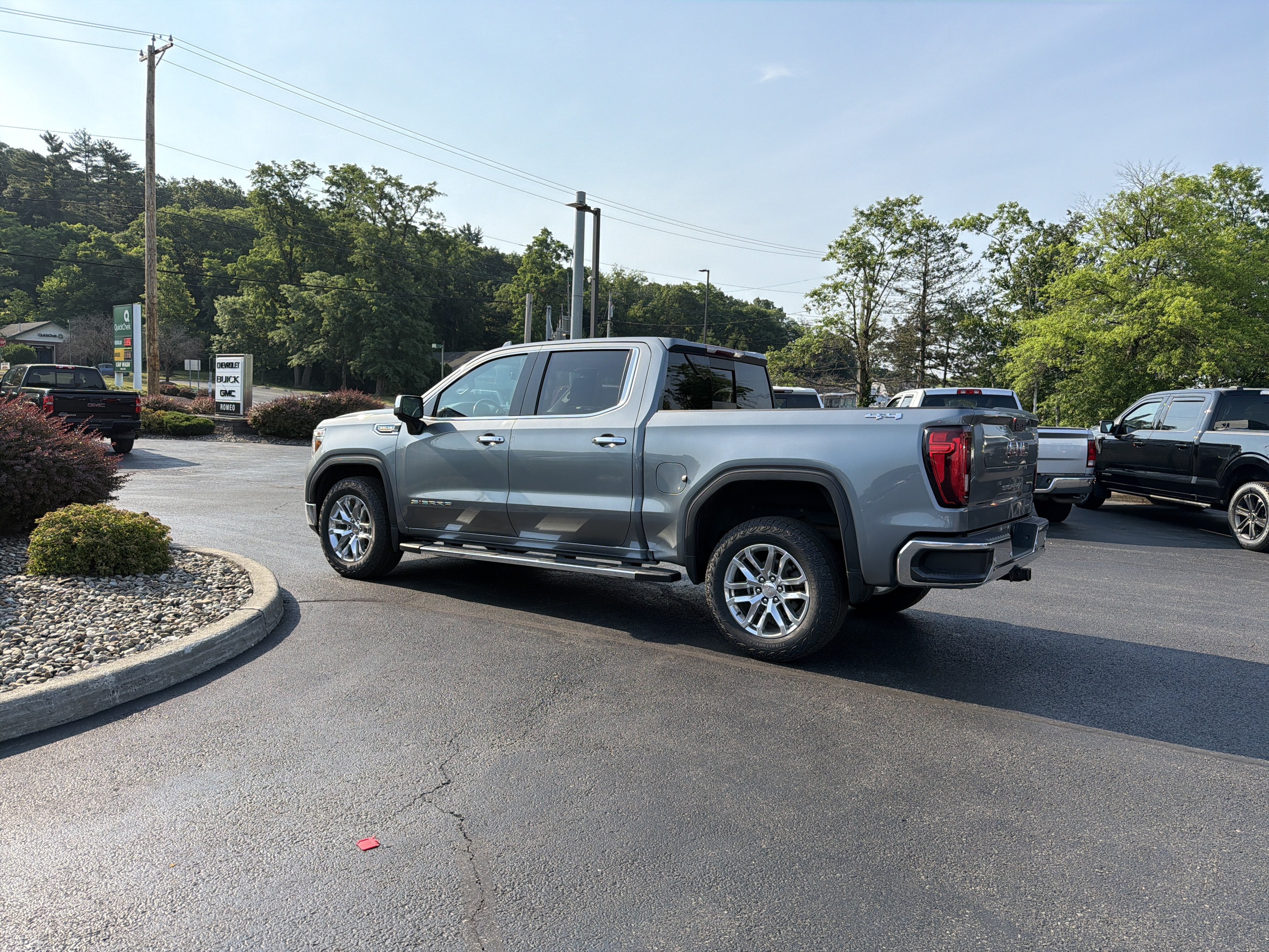 2020 GMC Sierra 1500 SLT
