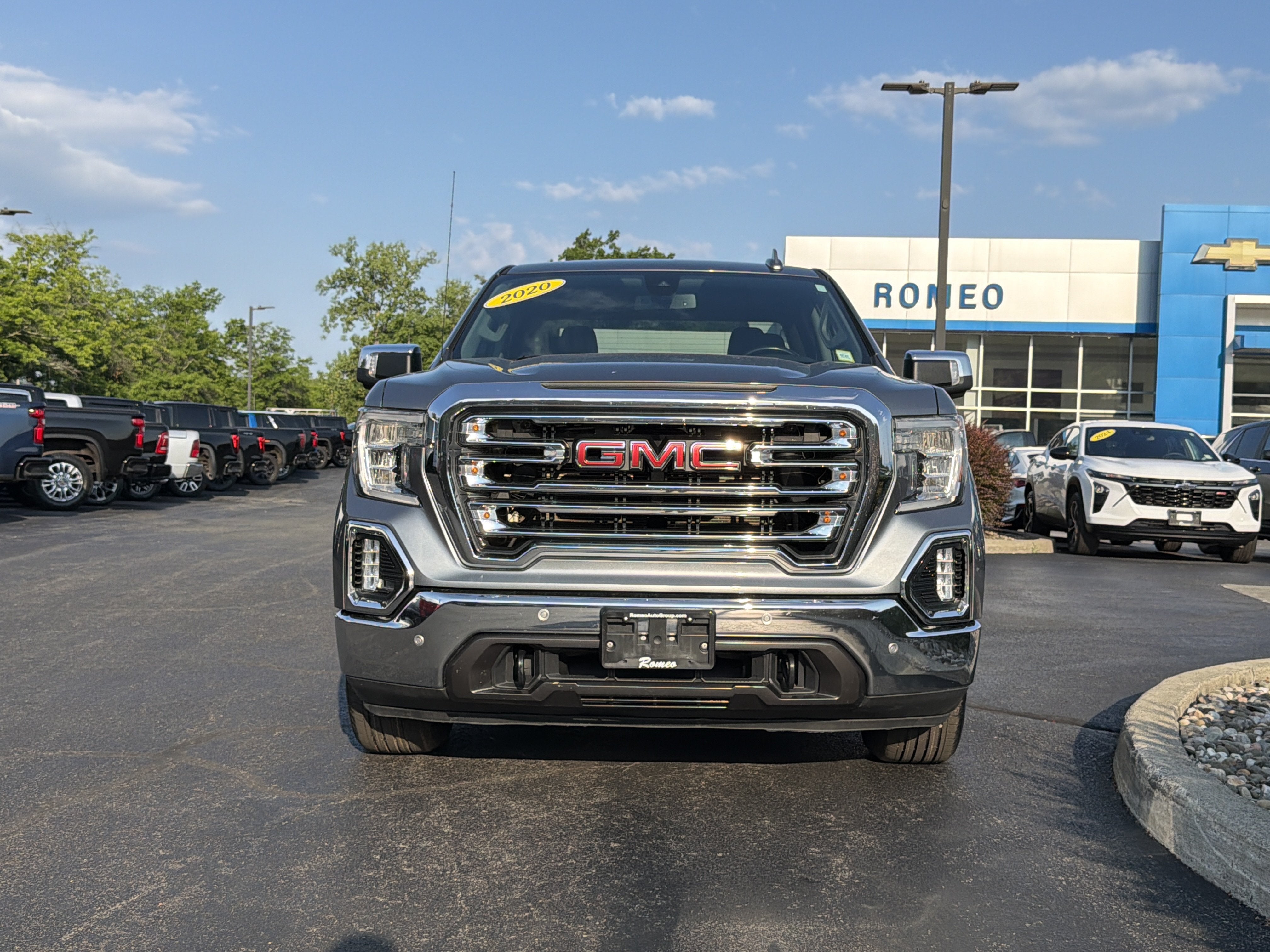 2020 GMC Sierra 1500 SLT