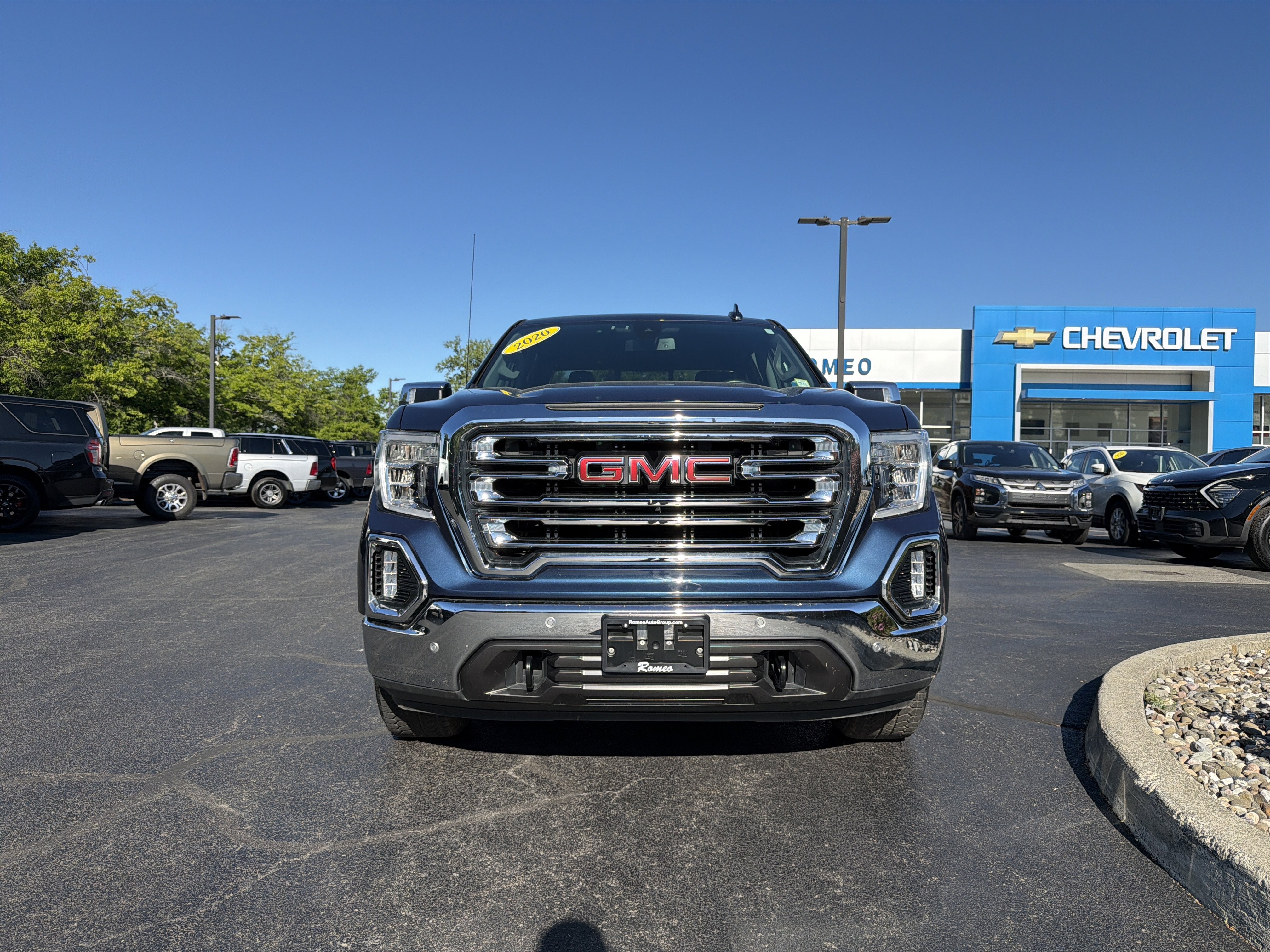 2020 GMC Sierra 1500 SLT