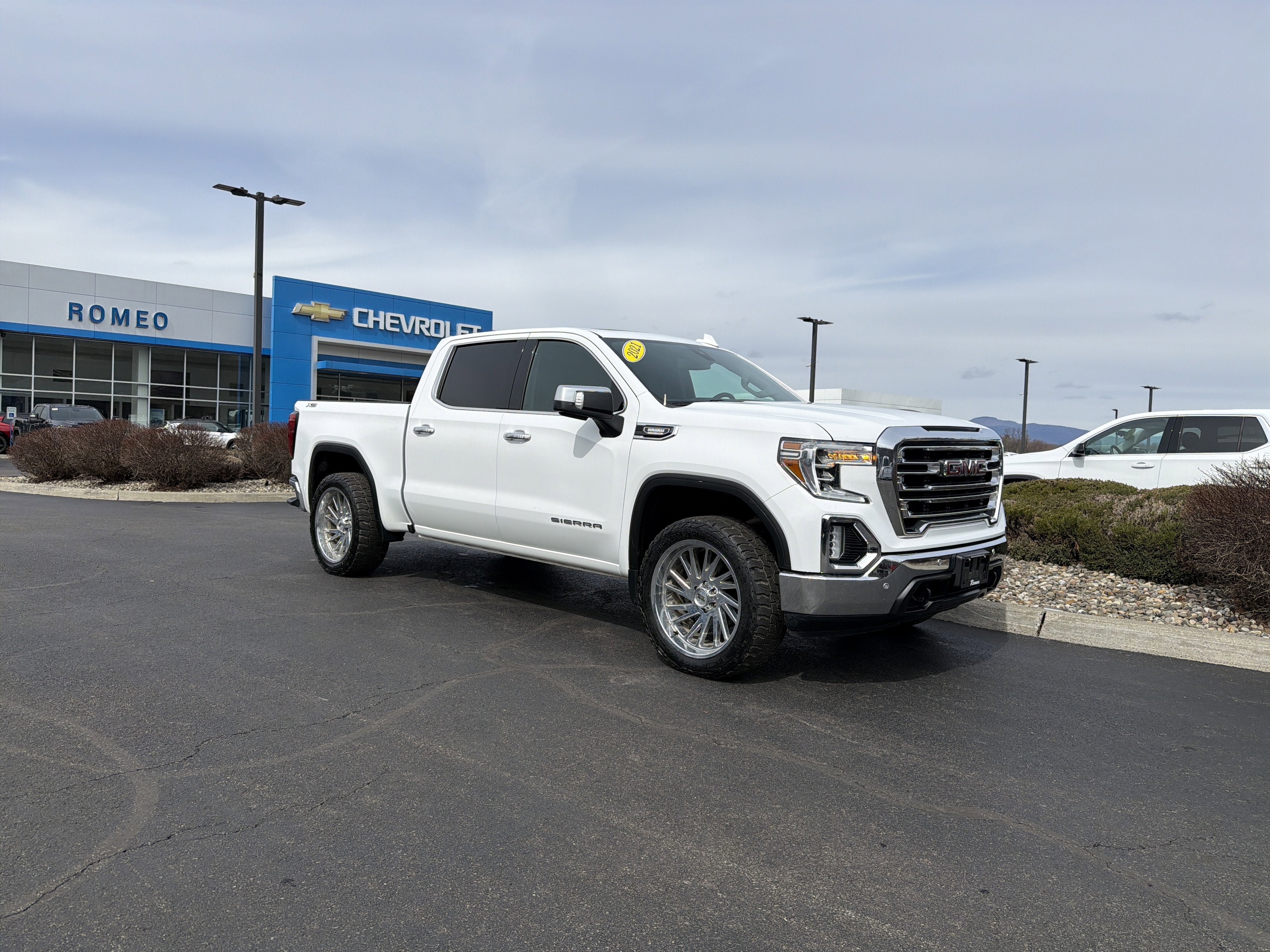 2021 GMC Sierra 1500 SLT