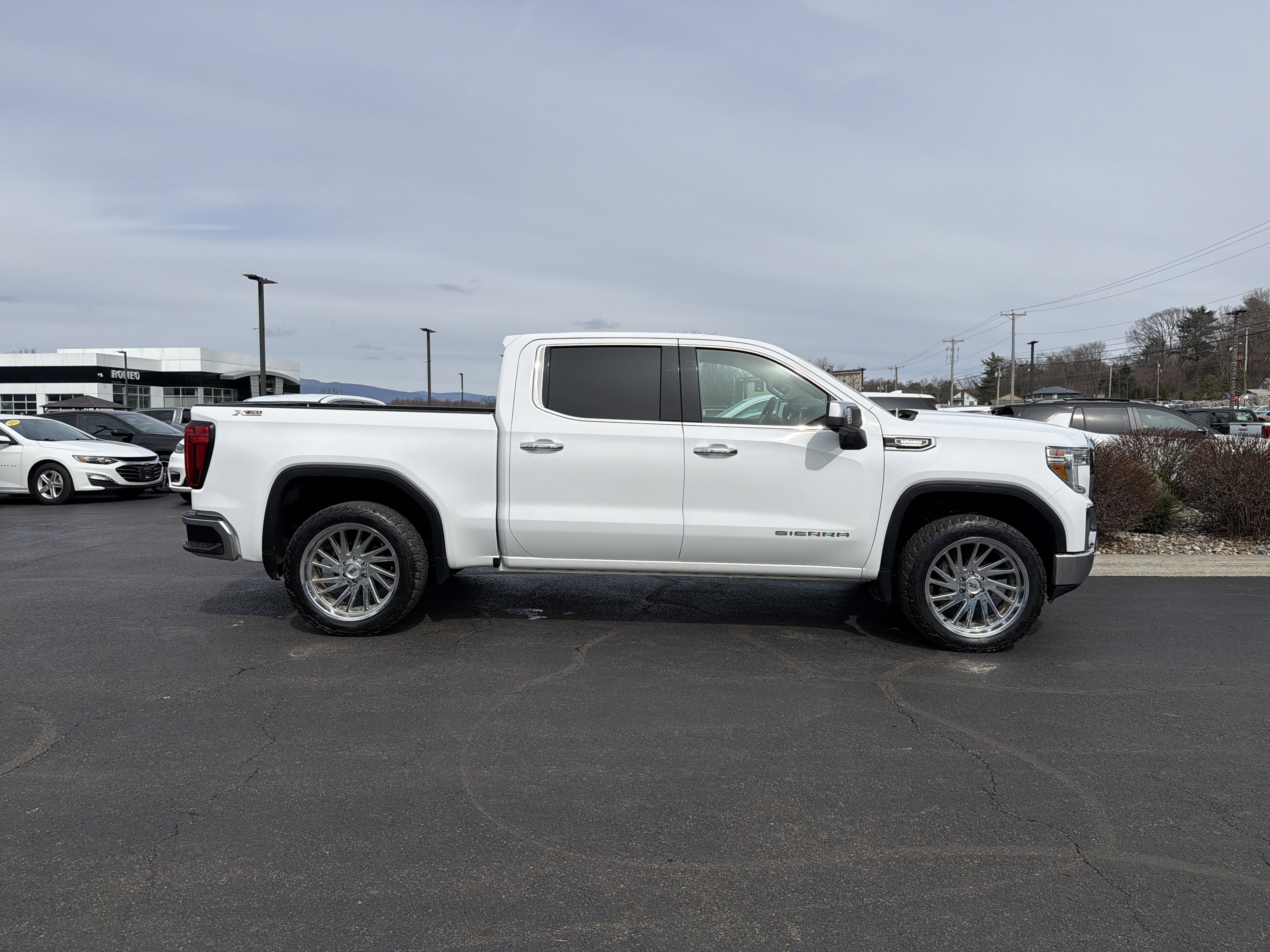 2021 GMC Sierra 1500 SLT