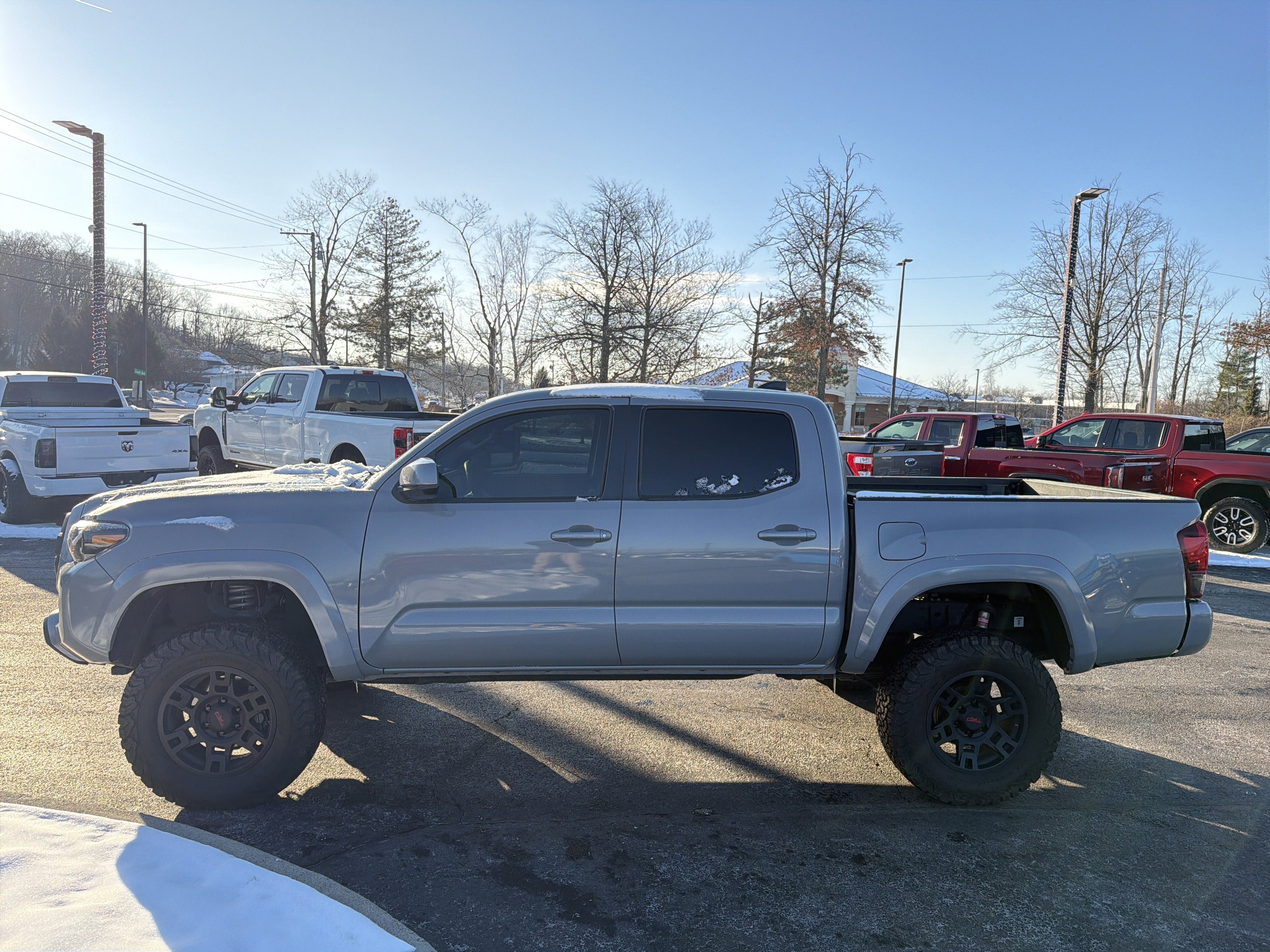 2020 Toyota Tacoma SR5 V6