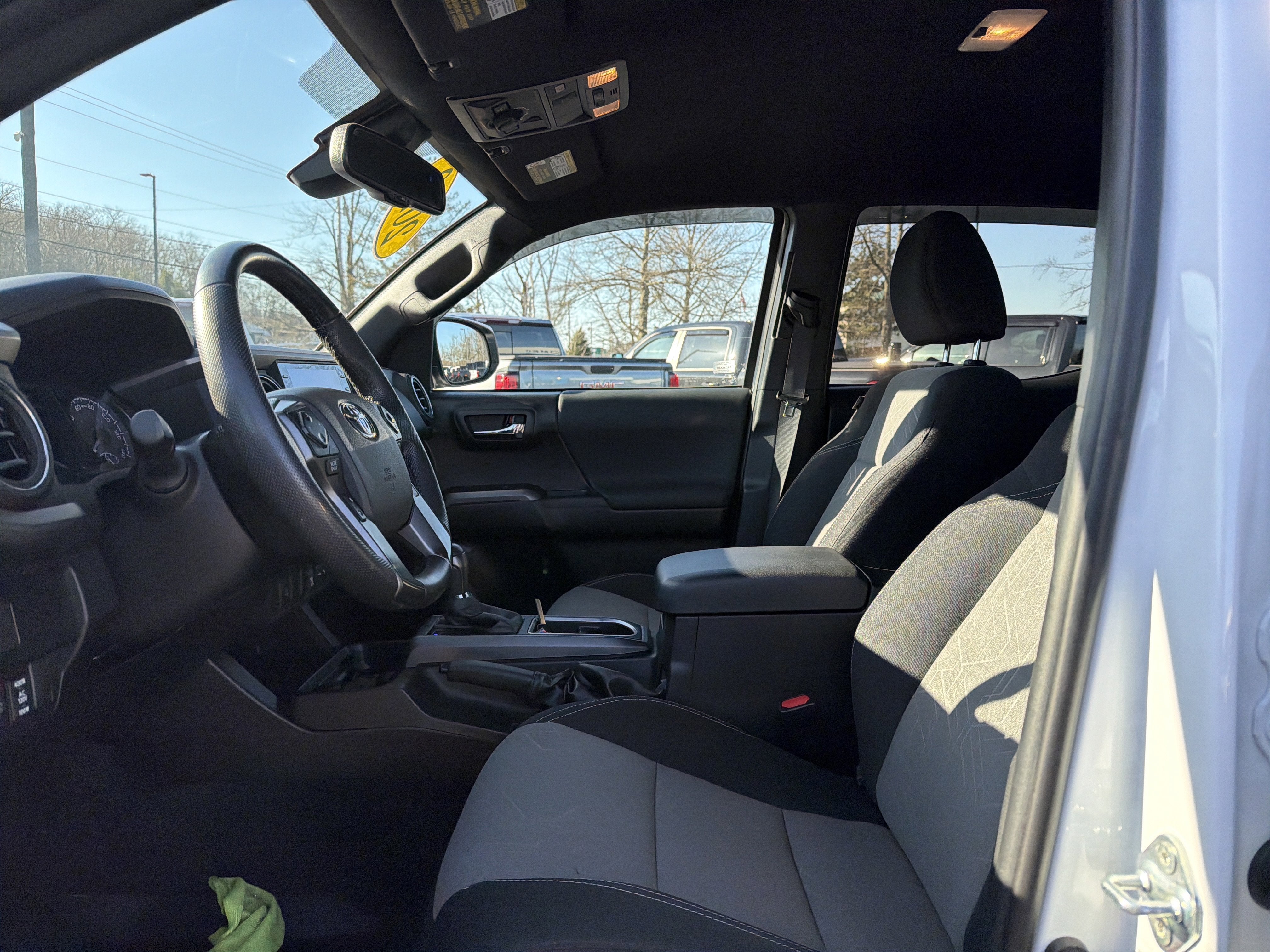 2022 Toyota Tacoma 4WD TRD Off Road