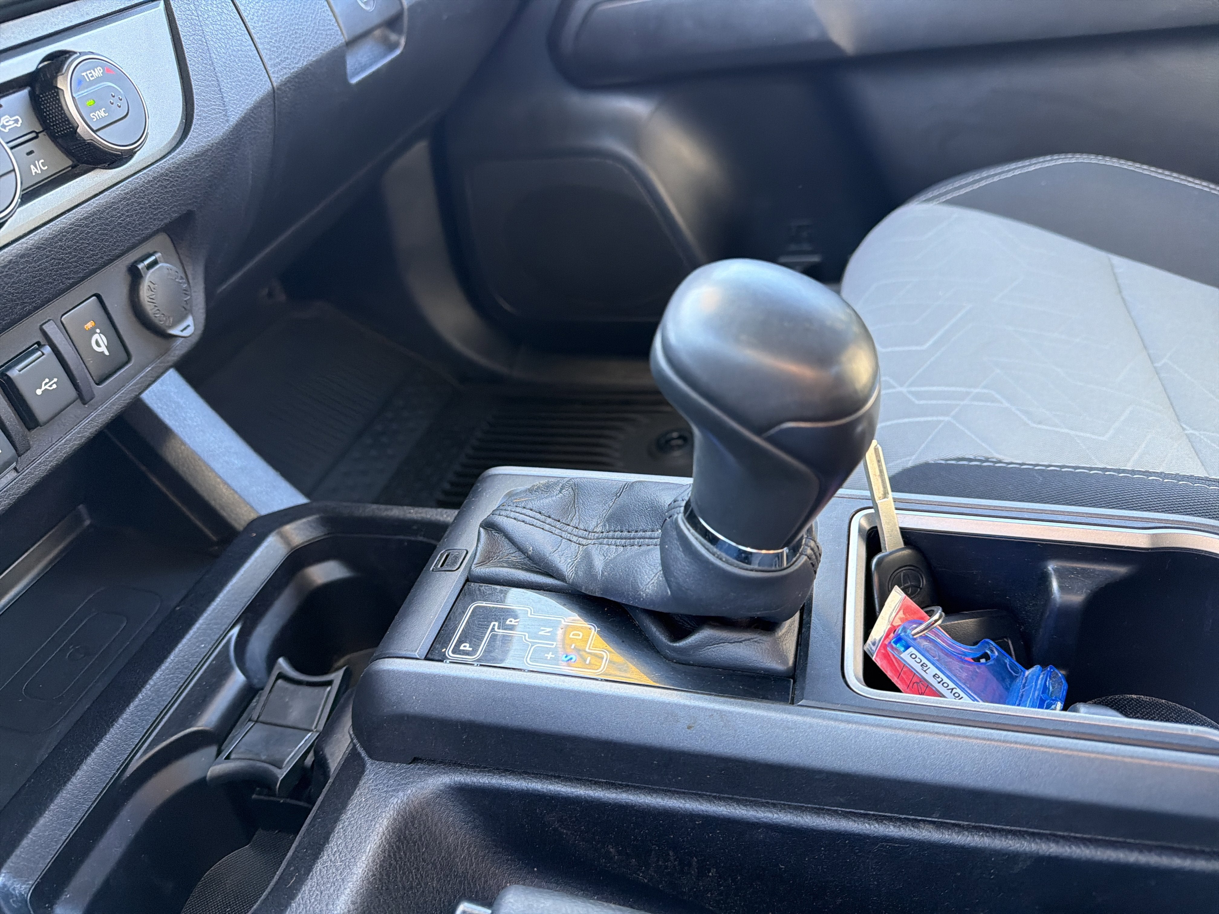 2022 Toyota Tacoma 4WD TRD Off Road