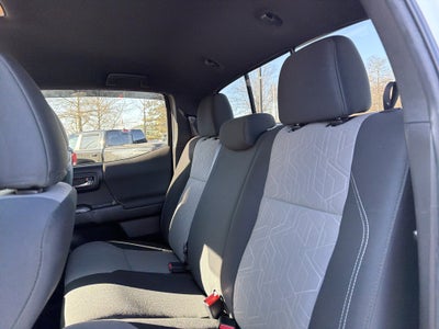 2022 Toyota Tacoma 4WD TRD Off Road