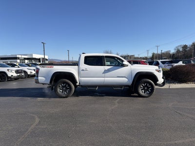 2022 Toyota Tacoma 4WD TRD Off Road