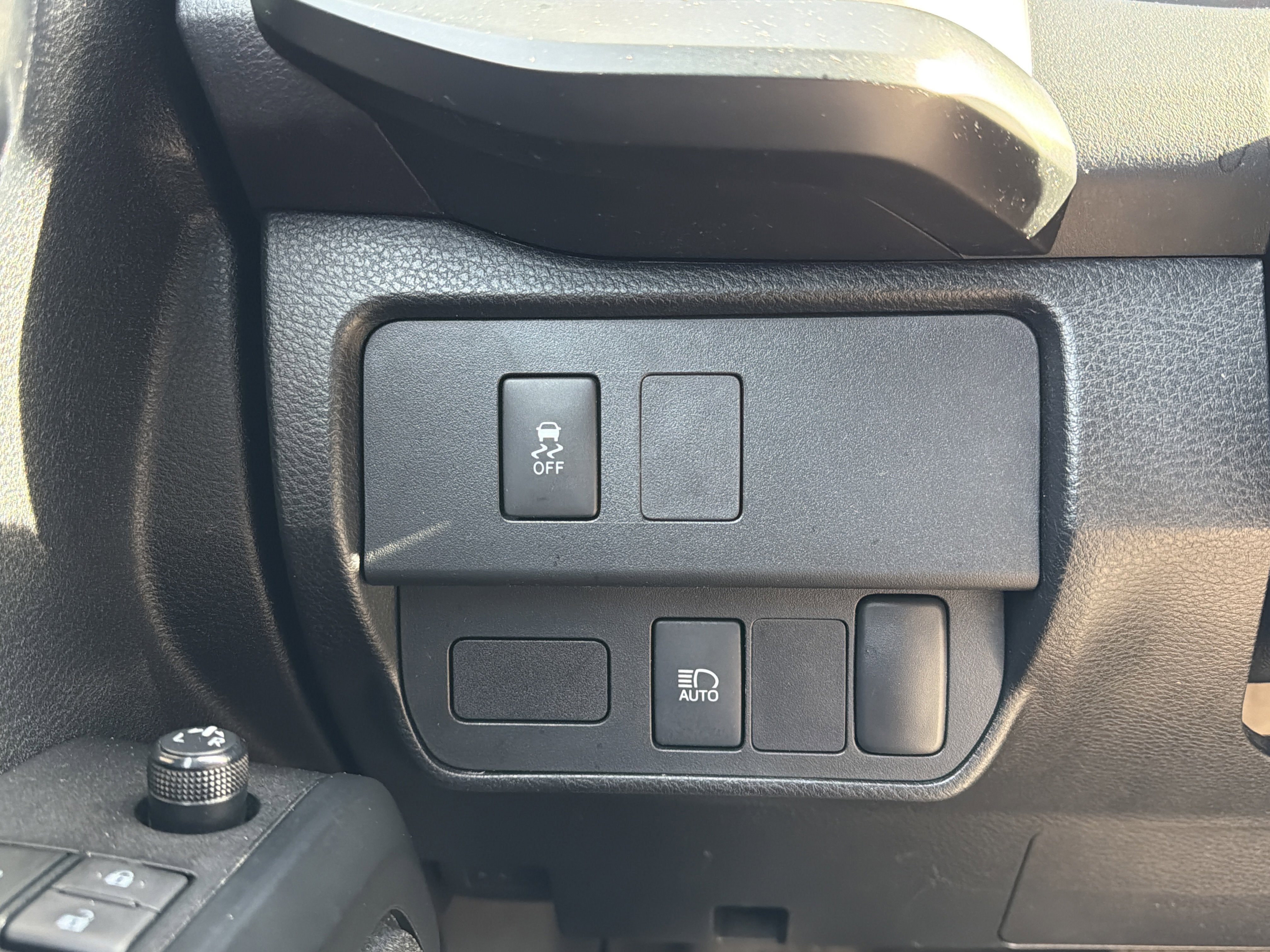 2020 Toyota Tacoma SR5 V6