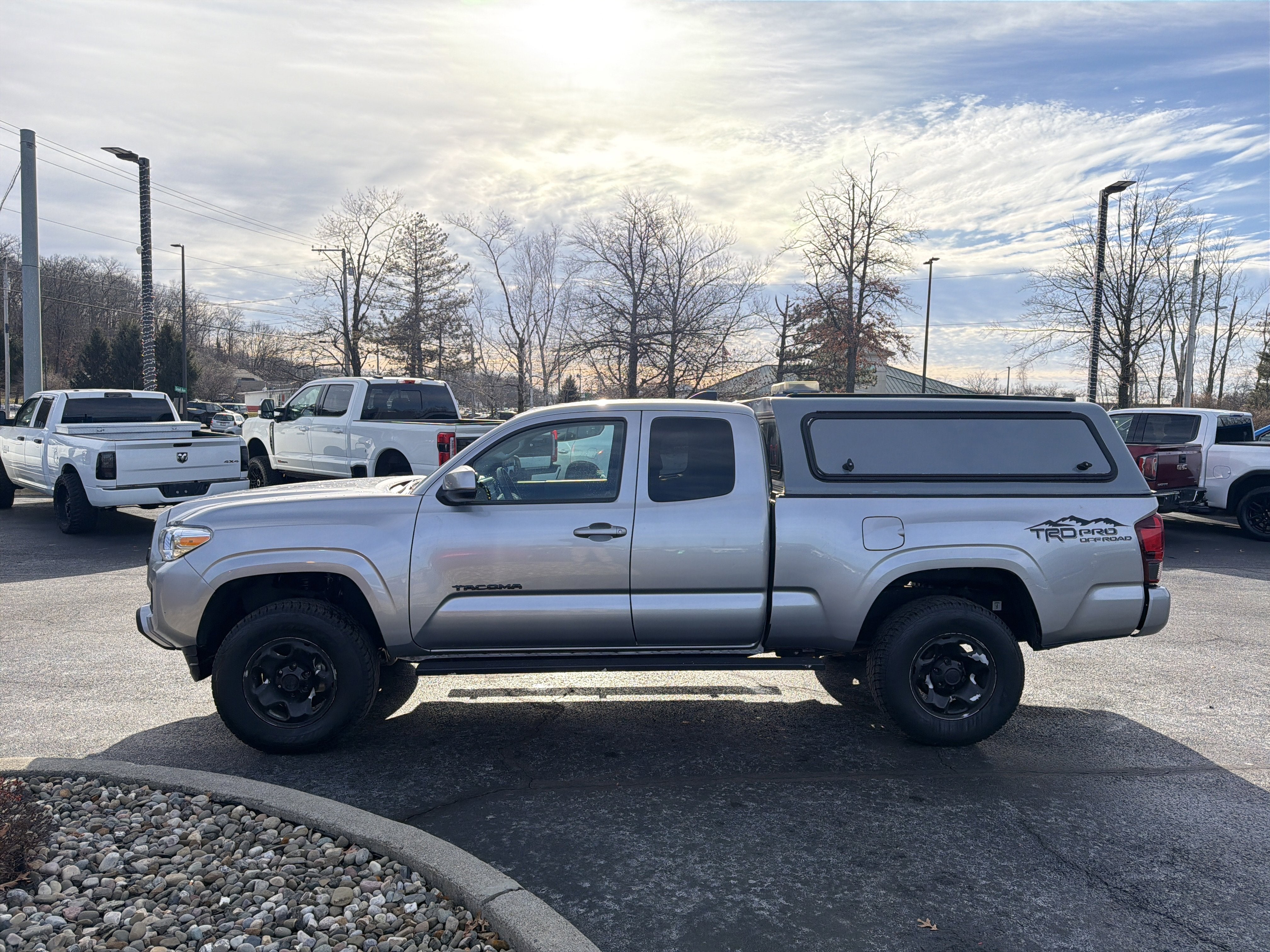 2020 Toyota Tacoma SR5 V6