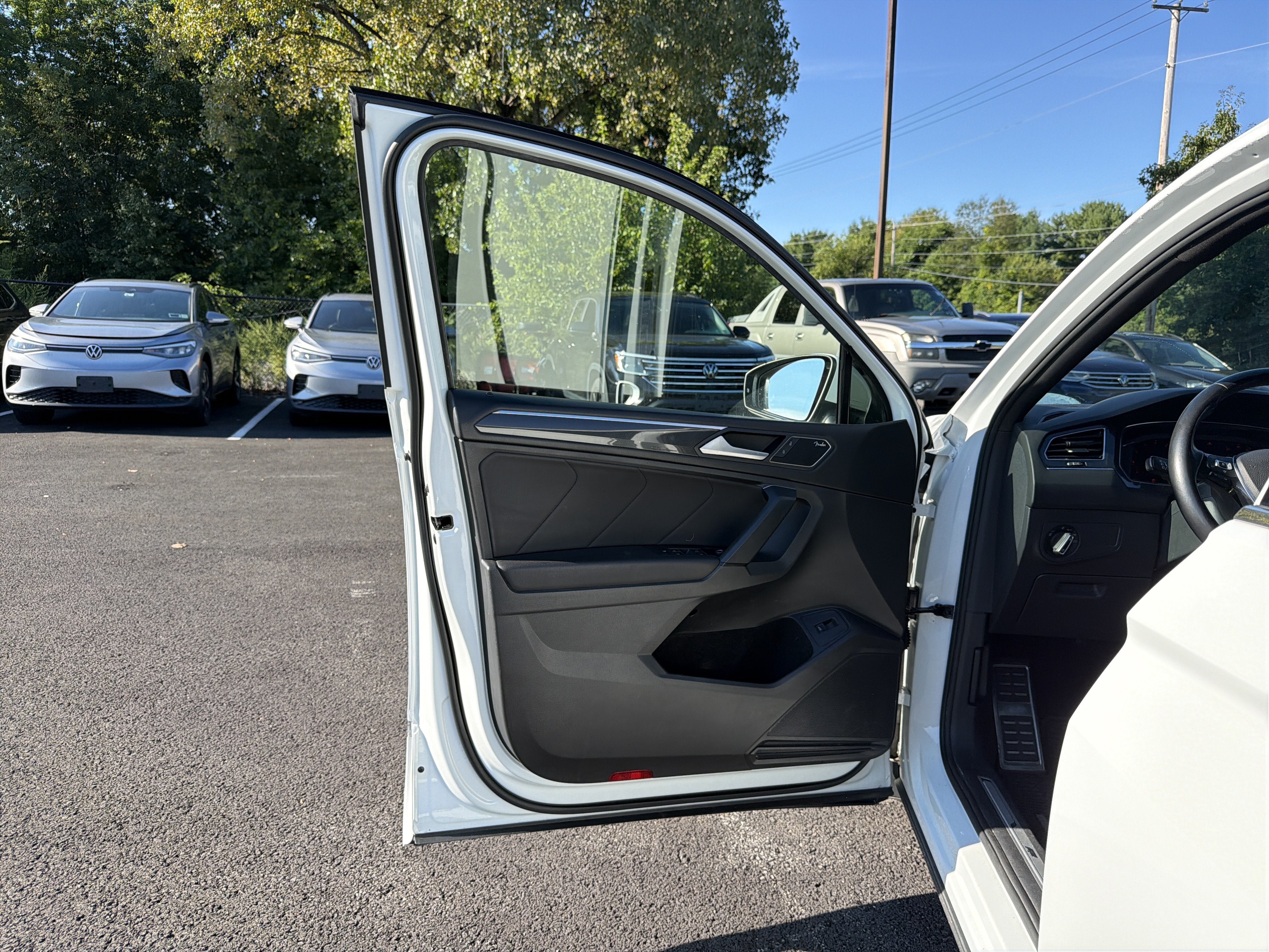 2019 Volkswagen Tiguan 2.0T SEL Premium