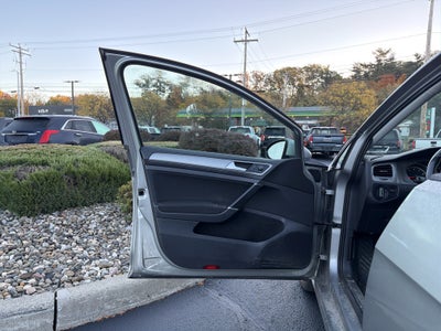 2017 Volkswagen Golf SportWagen TSI S