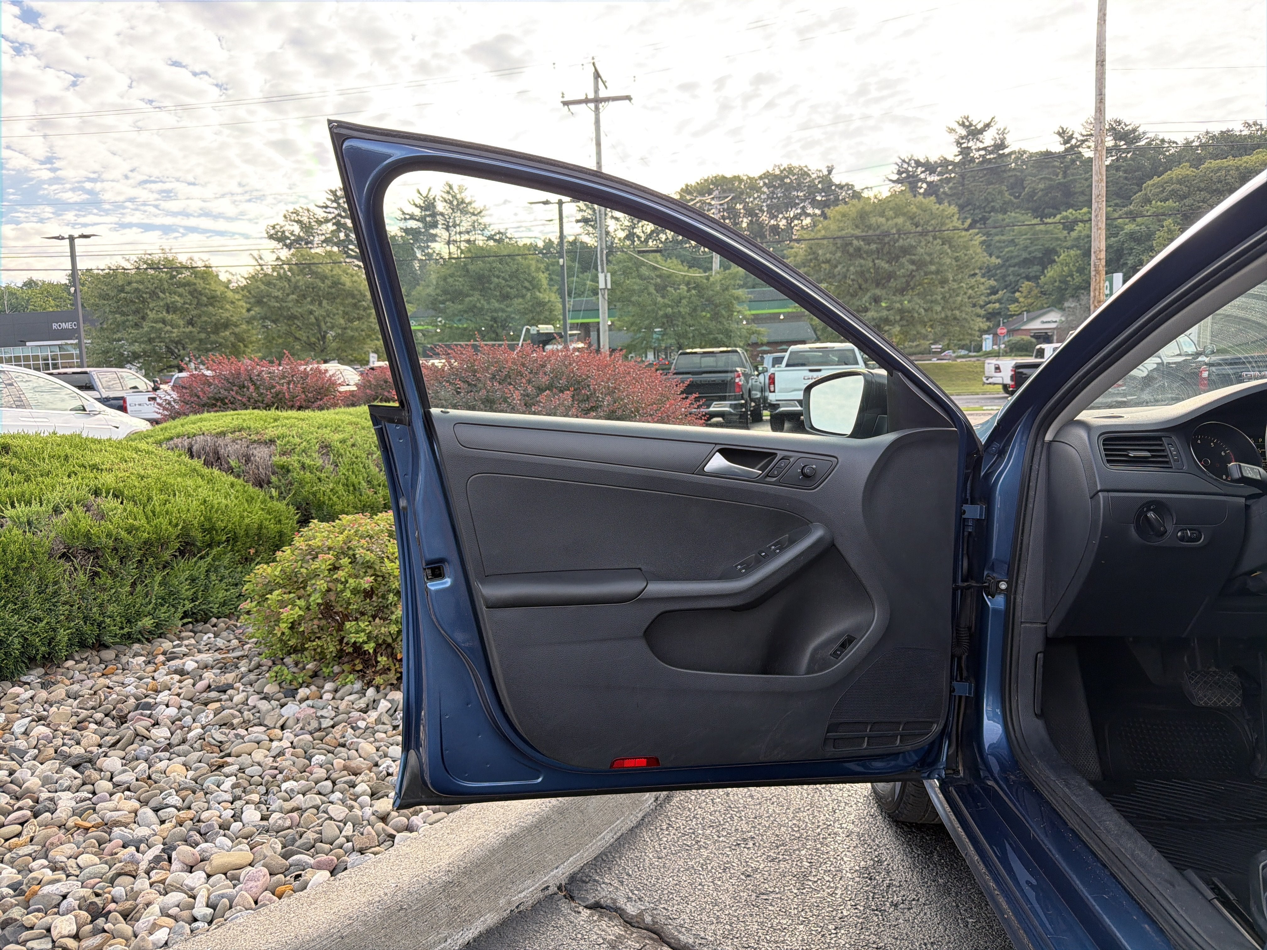 2015 Volkswagen Jetta 2.0L S