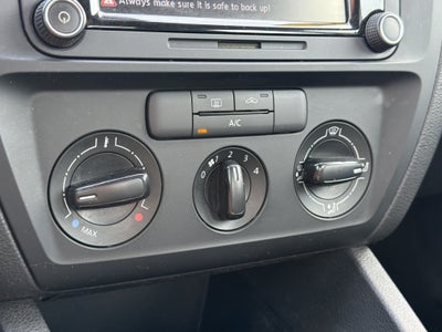 2015 Volkswagen Jetta 2.0L S