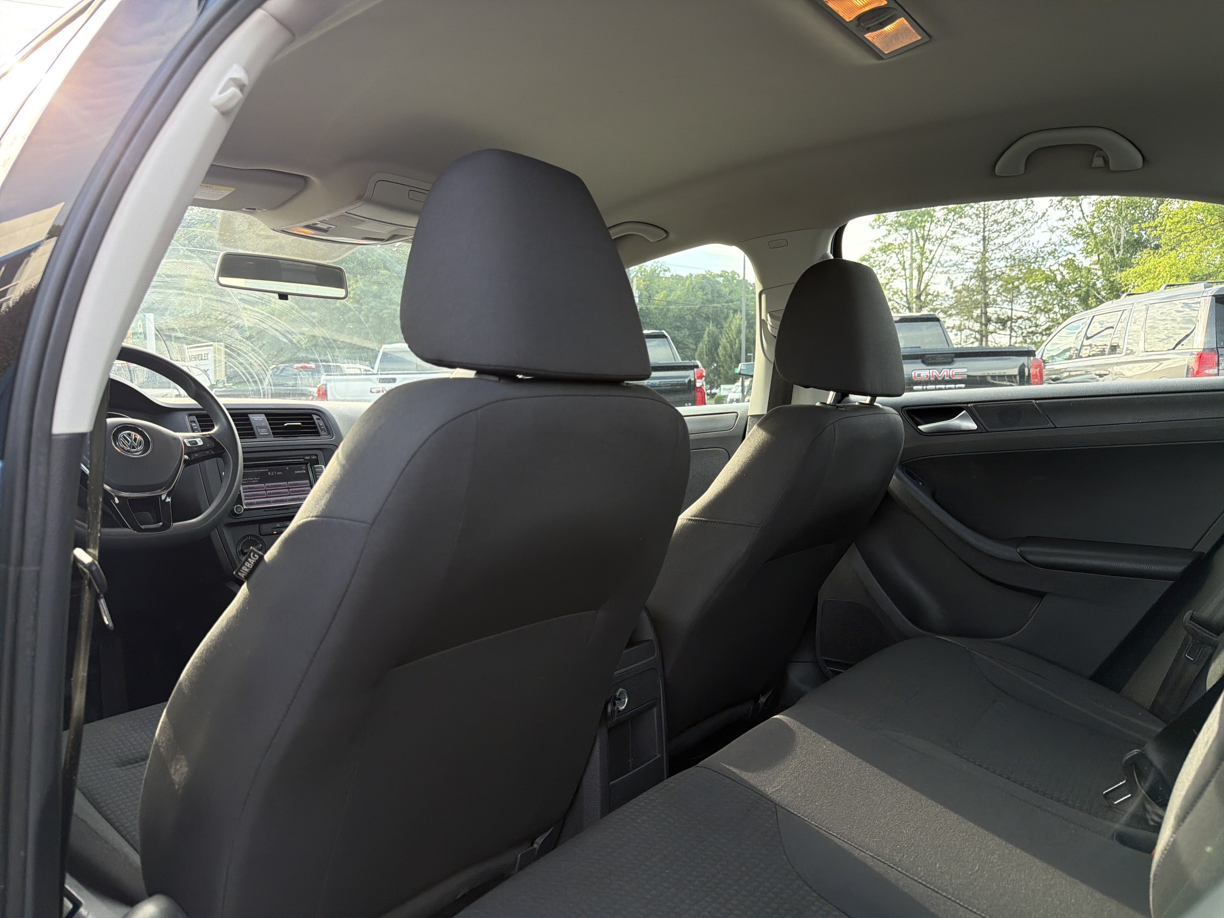 2015 Volkswagen Jetta 2.0L S