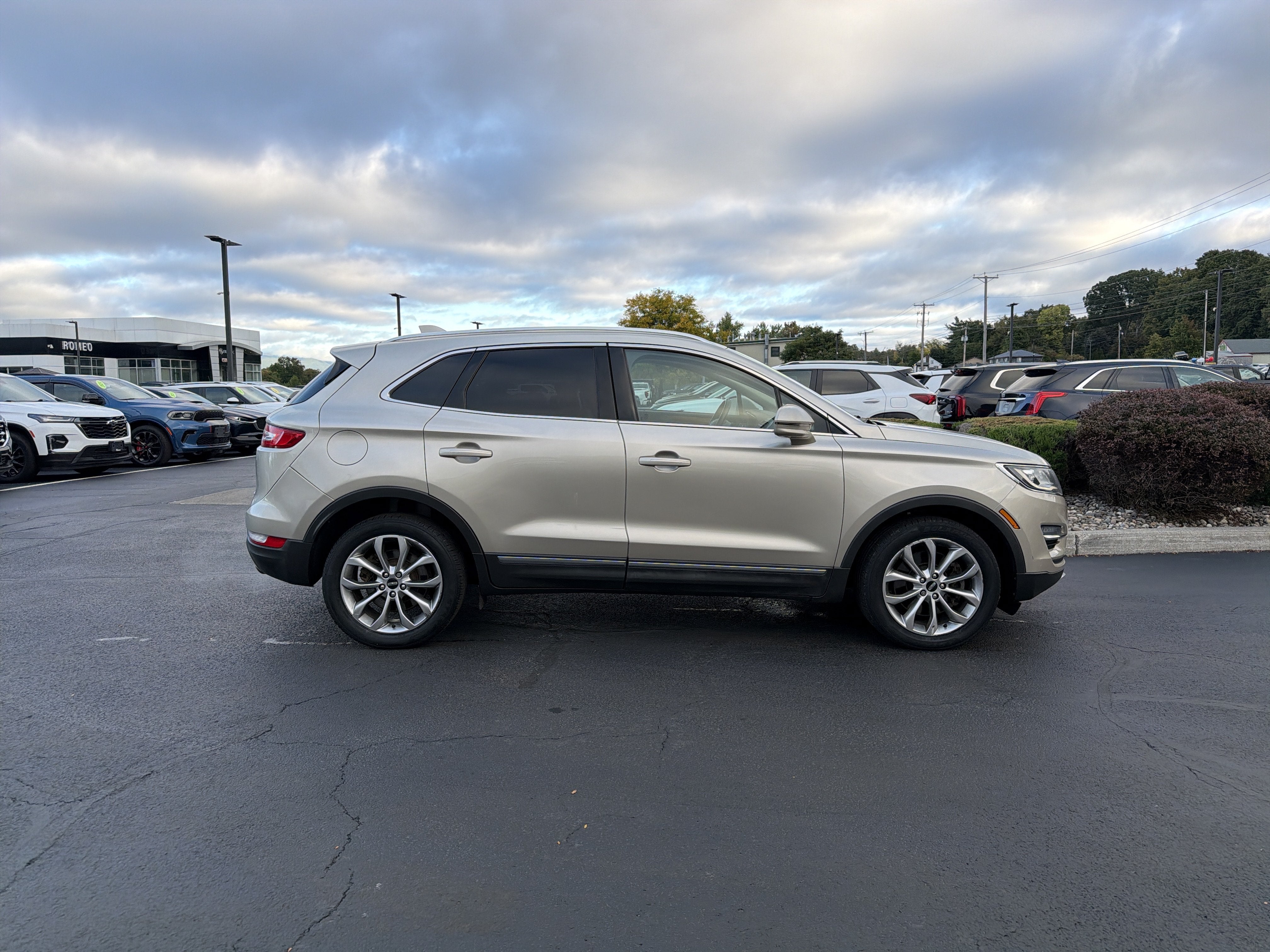 2017 Lincoln MKC Select