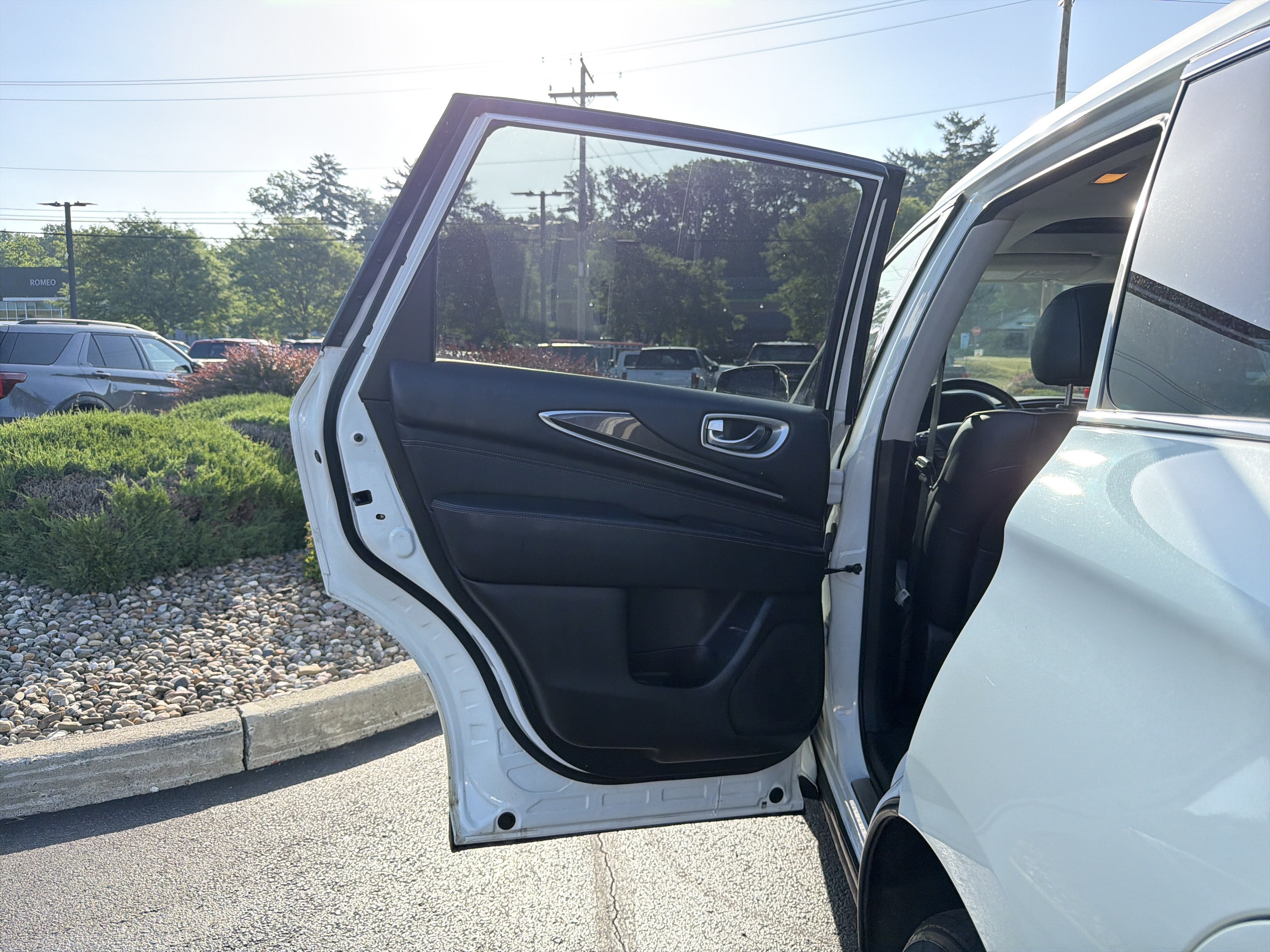2020 INFINITI QX60 LUXE AWD