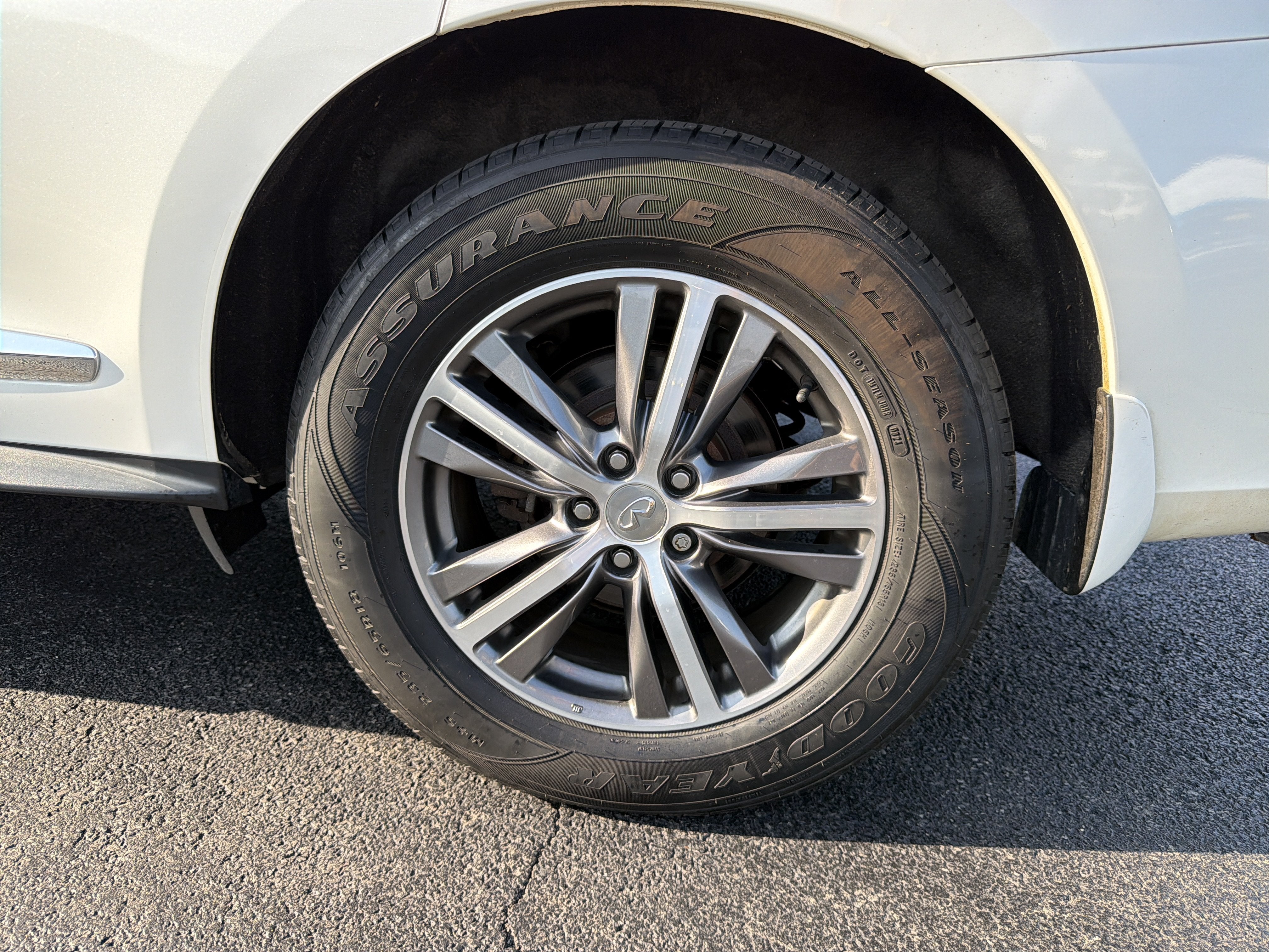 2020 INFINITI QX60 LUXE AWD