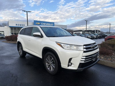 2019 Toyota Highlander SE