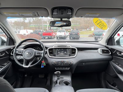 2017 Kia Sorento 3.3L LX