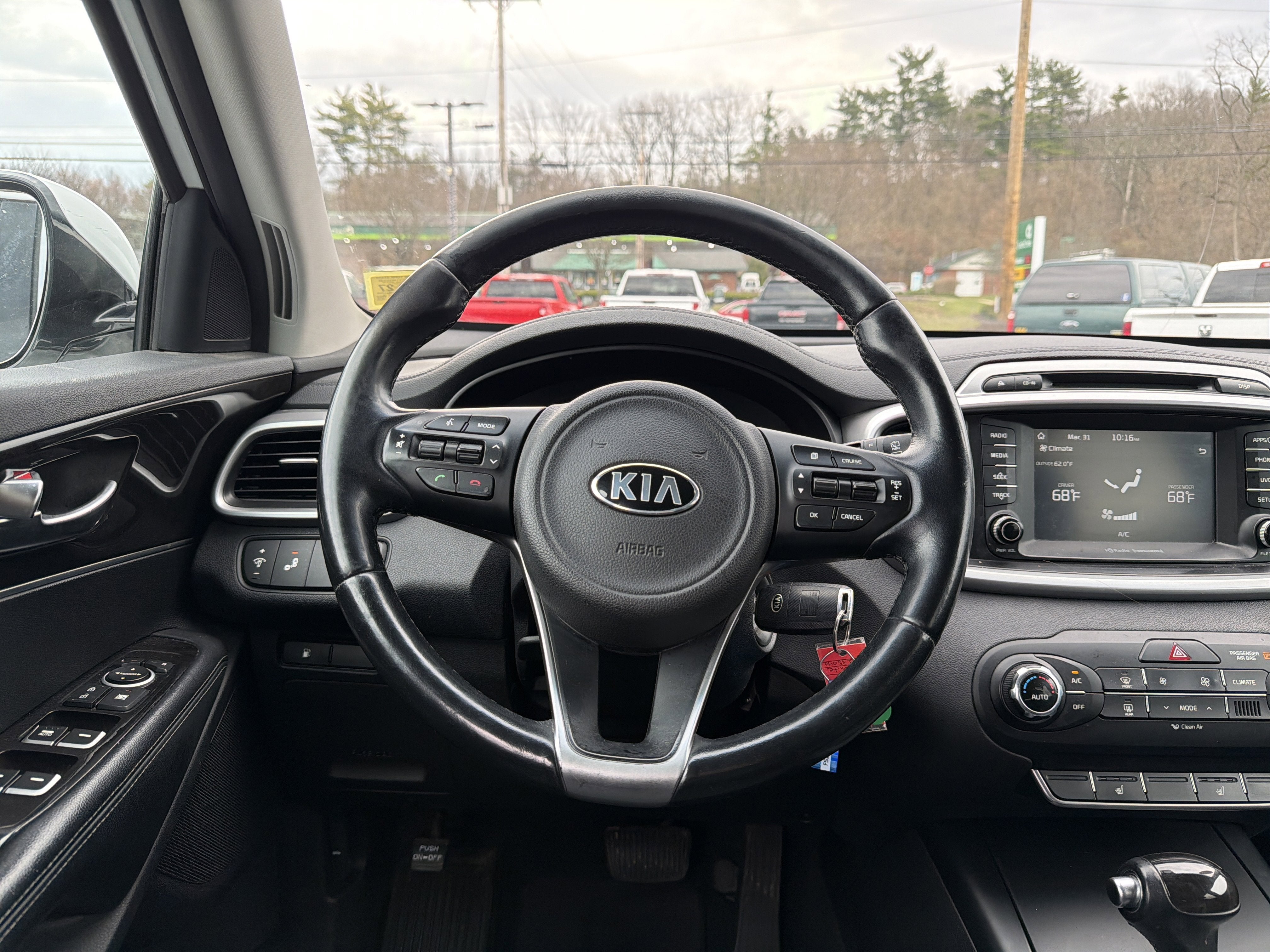 2017 Kia Sorento 3.3L LX