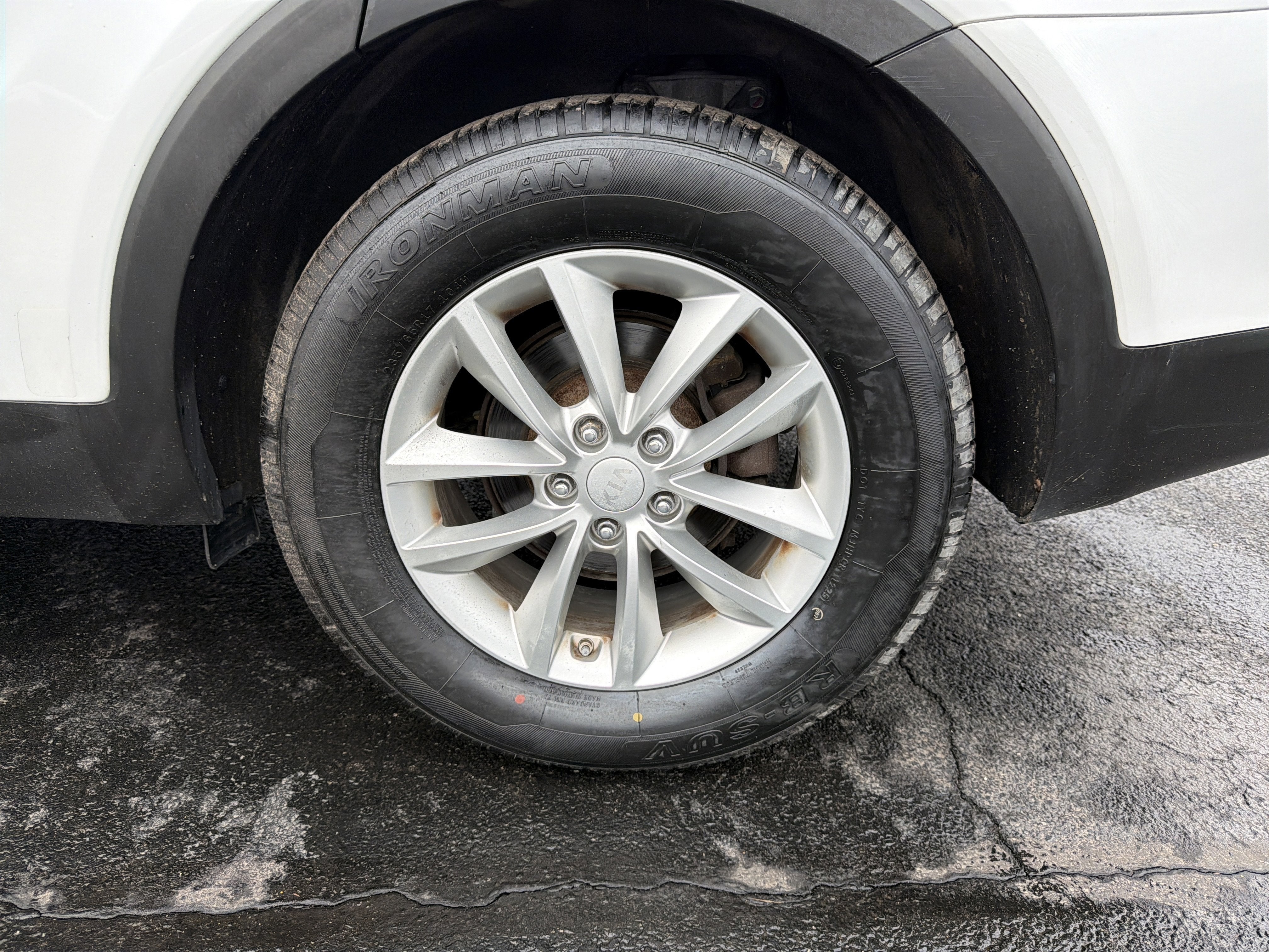 2017 Kia Sorento 3.3L LX