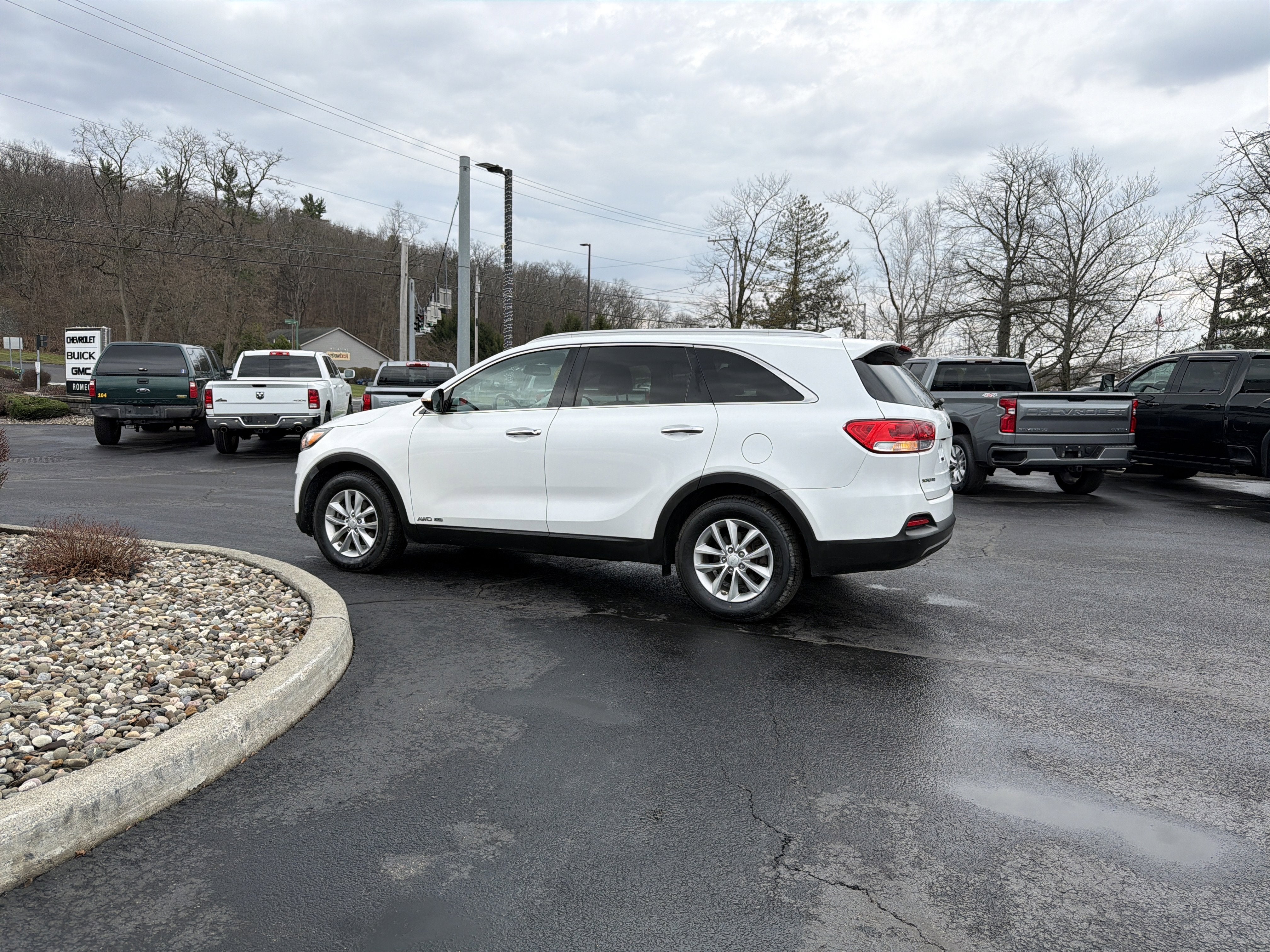 2017 Kia Sorento 3.3L LX