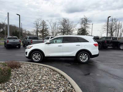 2017 Kia Sorento 3.3L LX