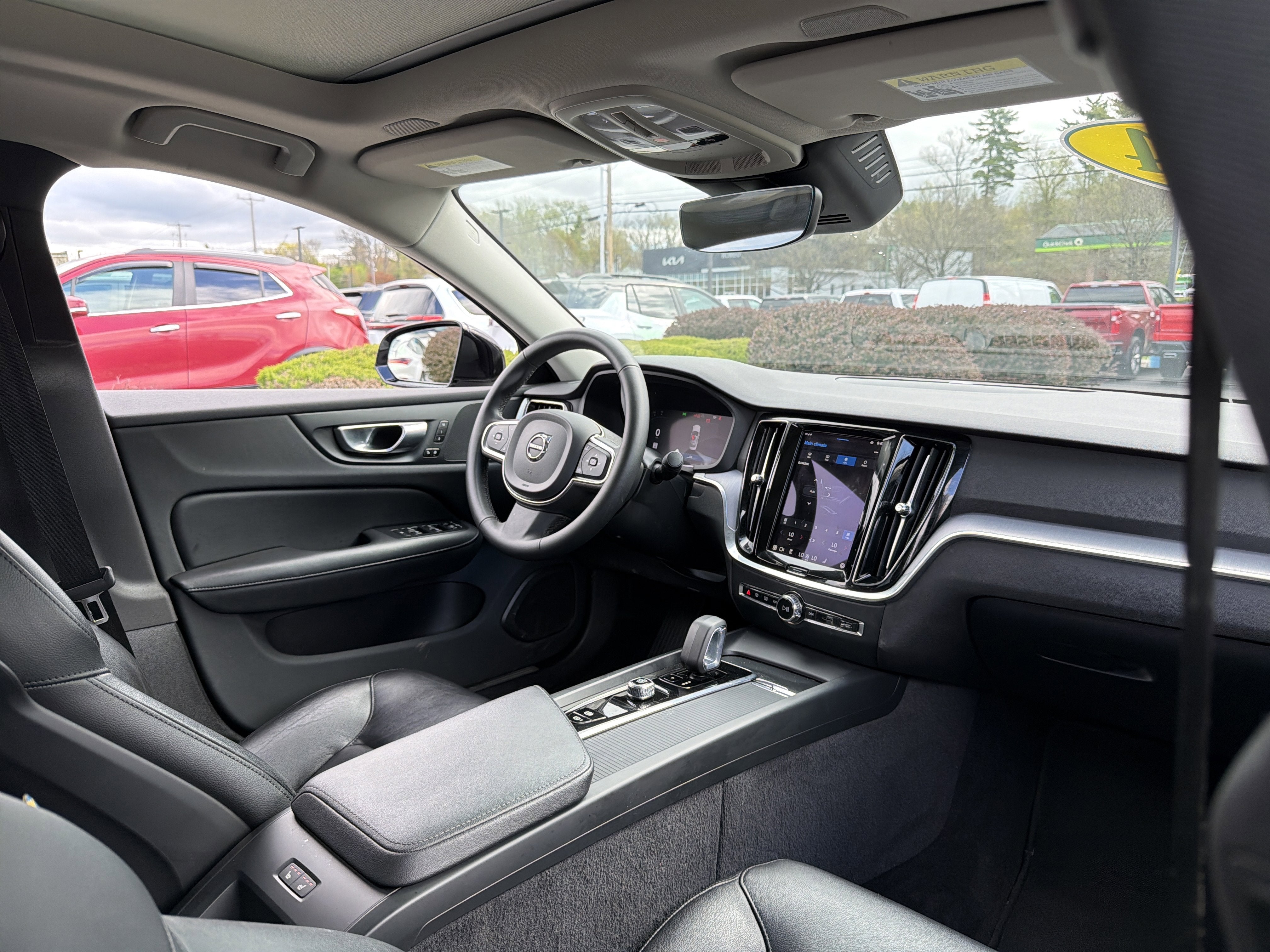 2024 Volvo S60 Core Dark Theme