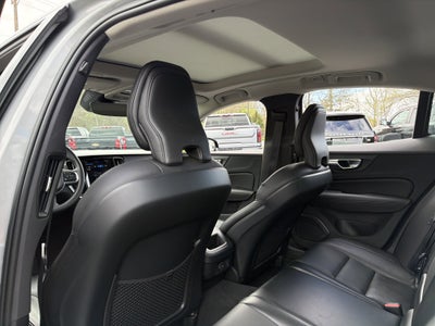 2024 Volvo S60 Core Dark Theme