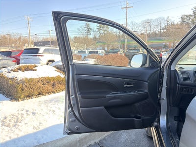 2024 Mitsubishi Outlander Sport S