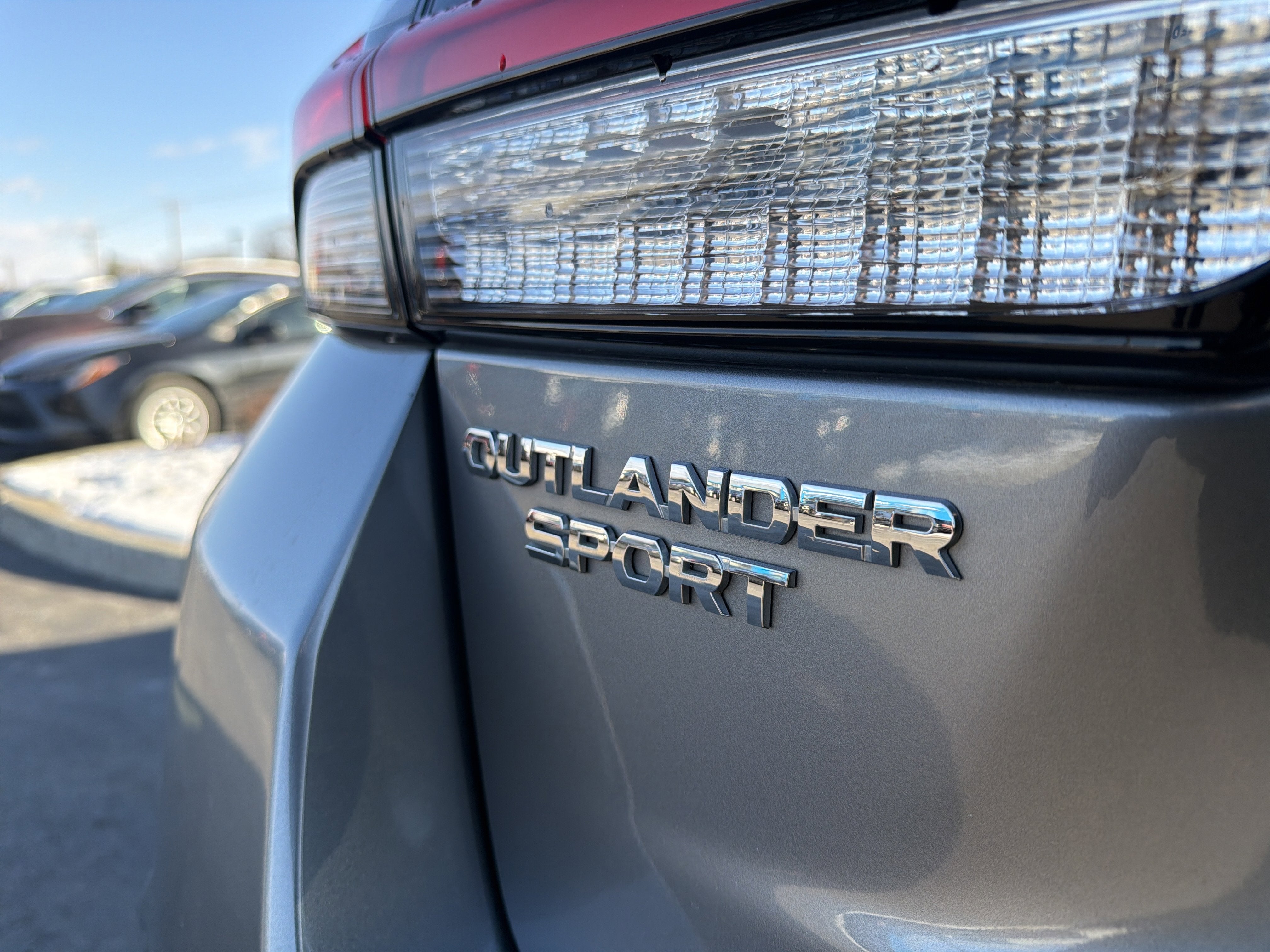 2024 Mitsubishi Outlander Sport S