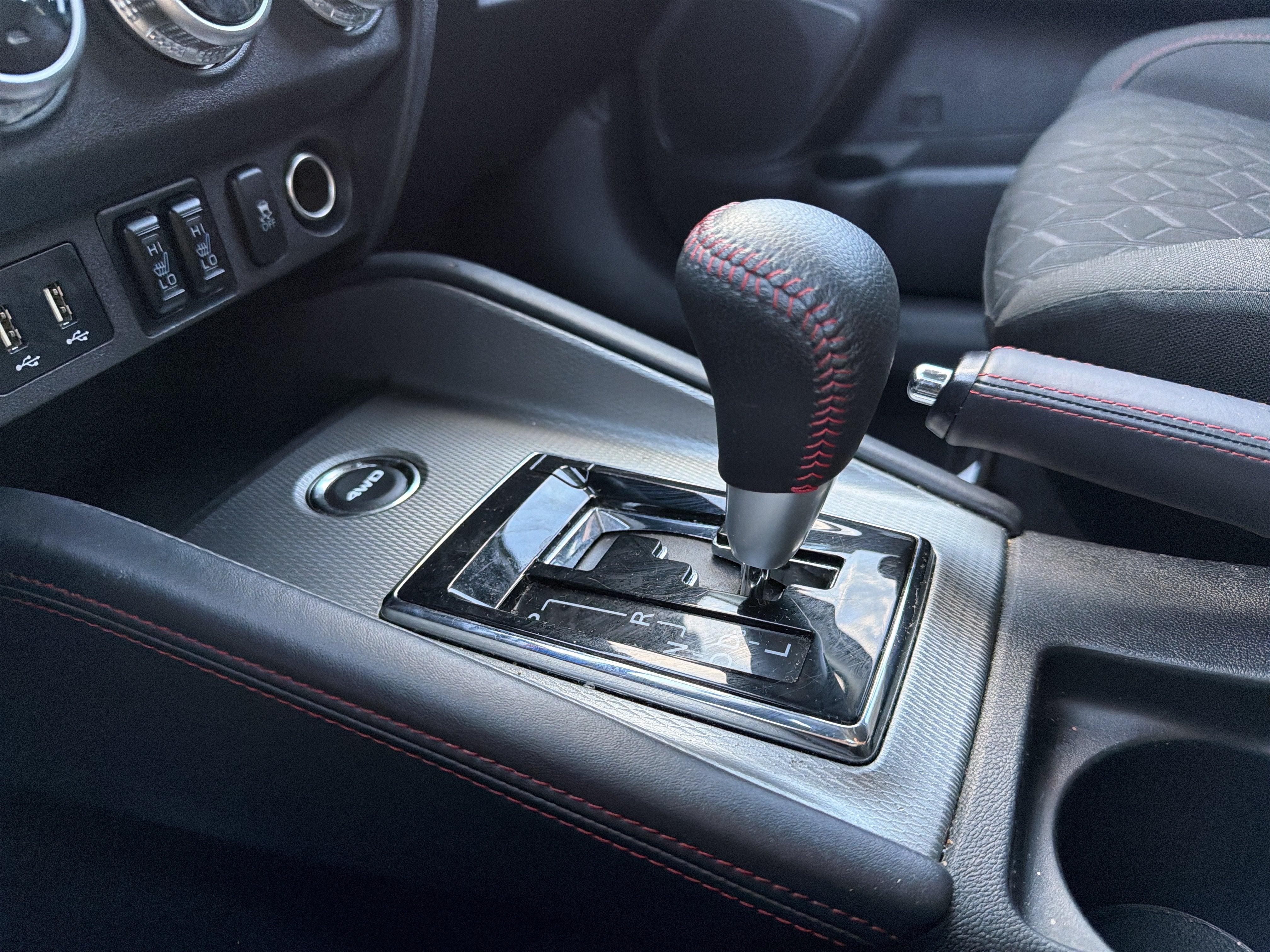 2025 Mitsubishi Outlander Sport S
