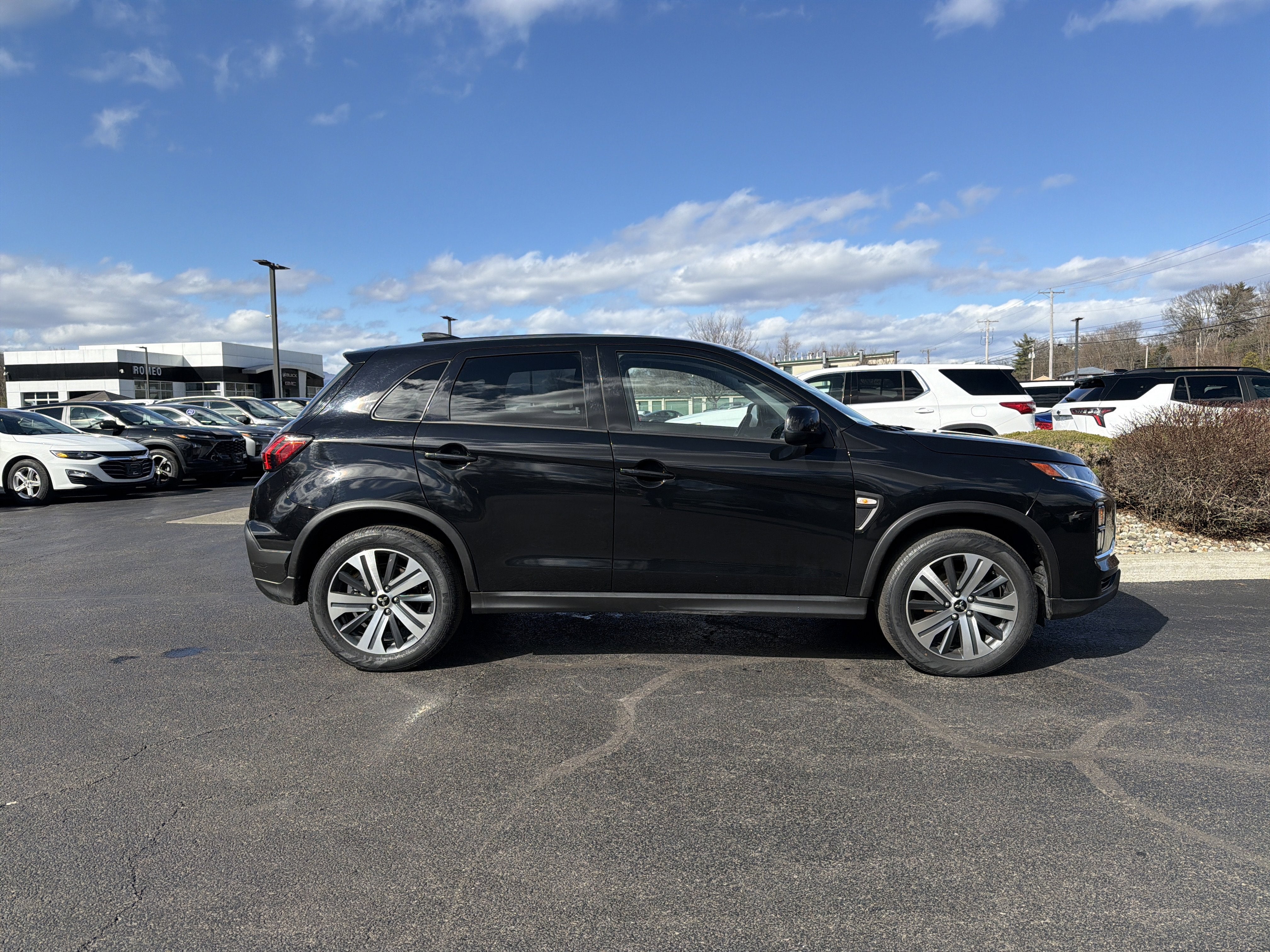 2024 Mitsubishi Outlander Sport S