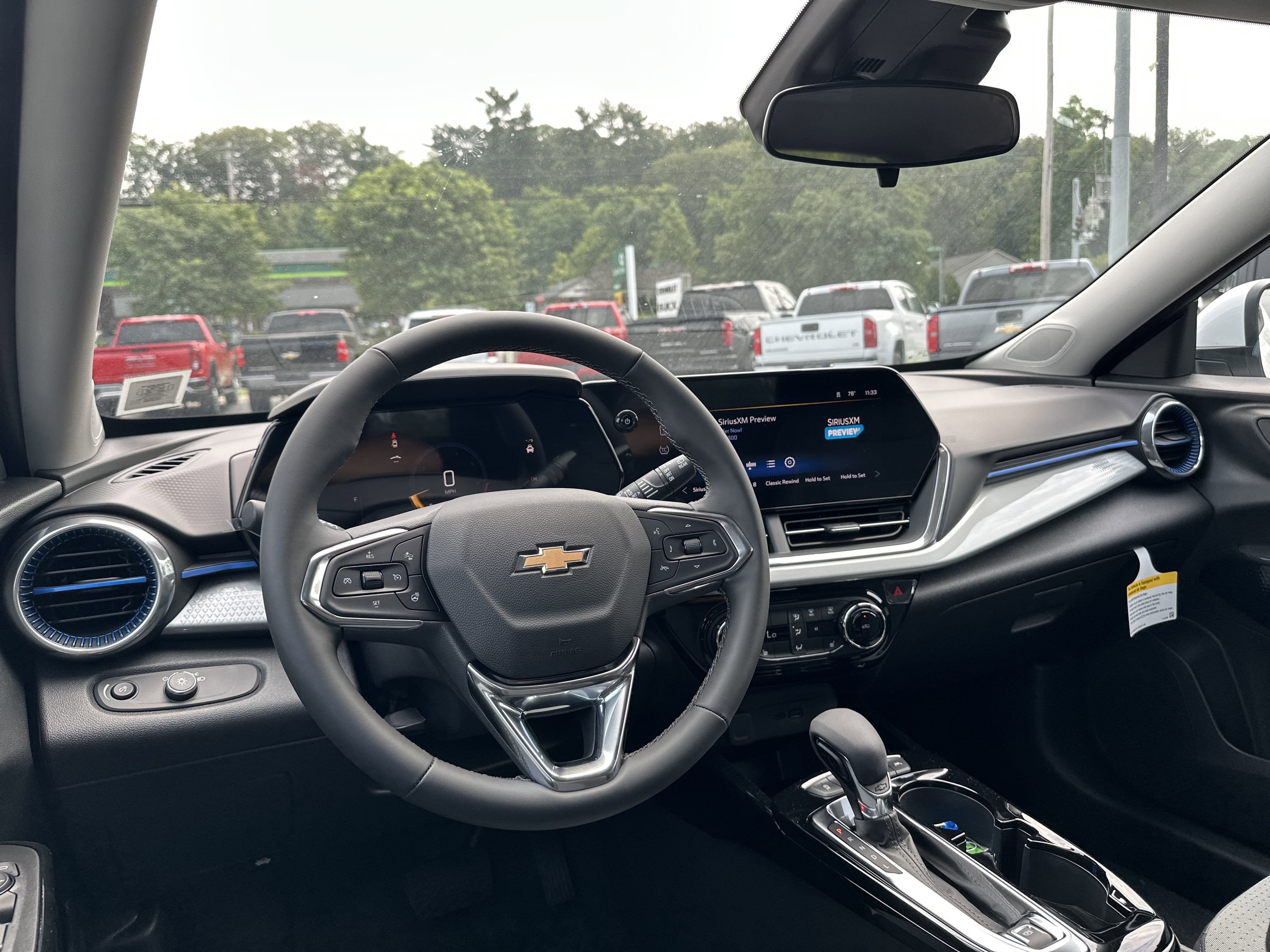 2025 Chevrolet Trax LT