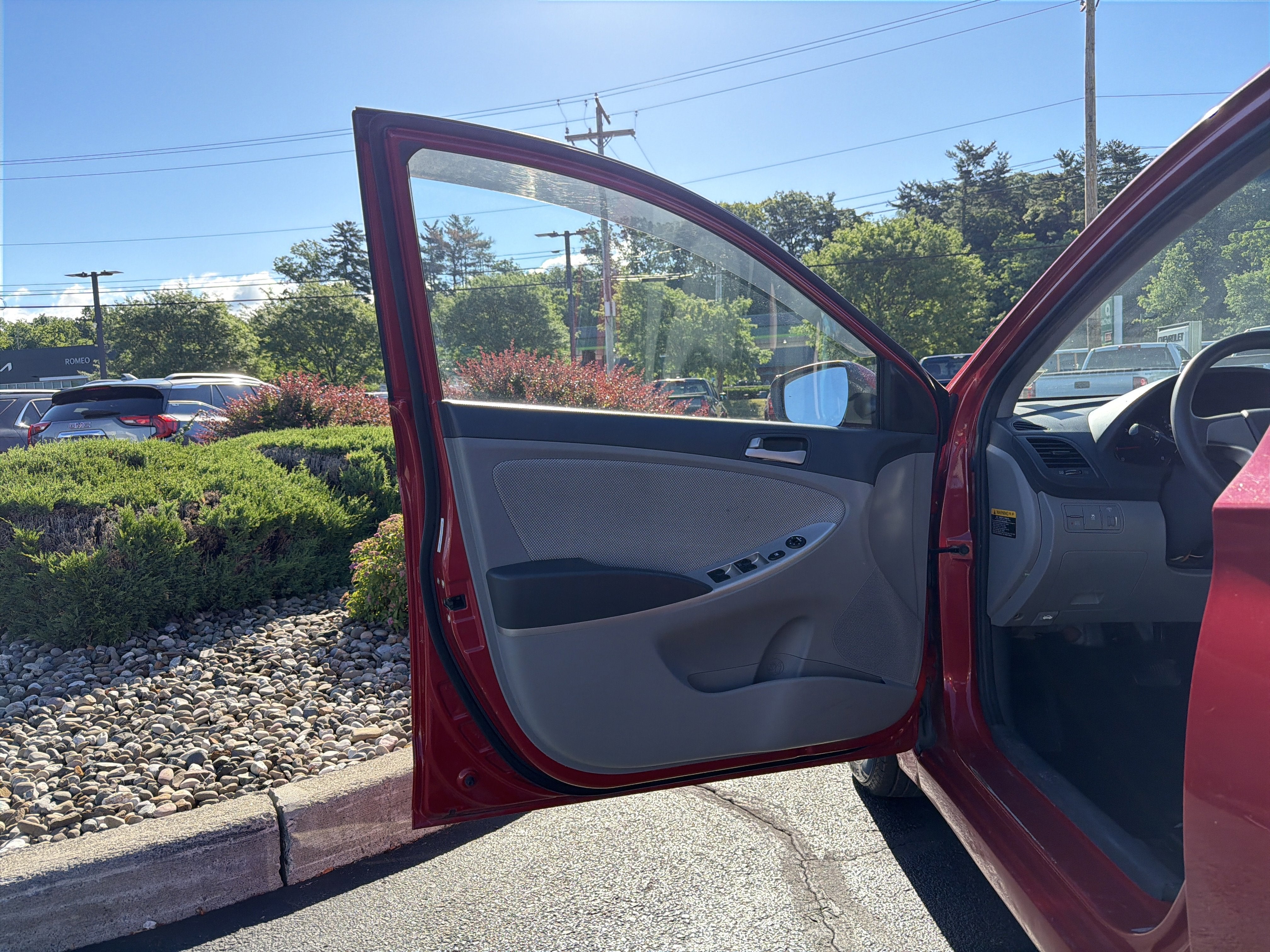 2012 Hyundai Accent GLS