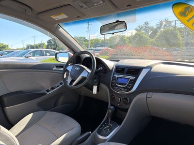 2012 Hyundai Accent GLS