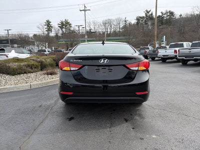 2015 Hyundai Elantra SE