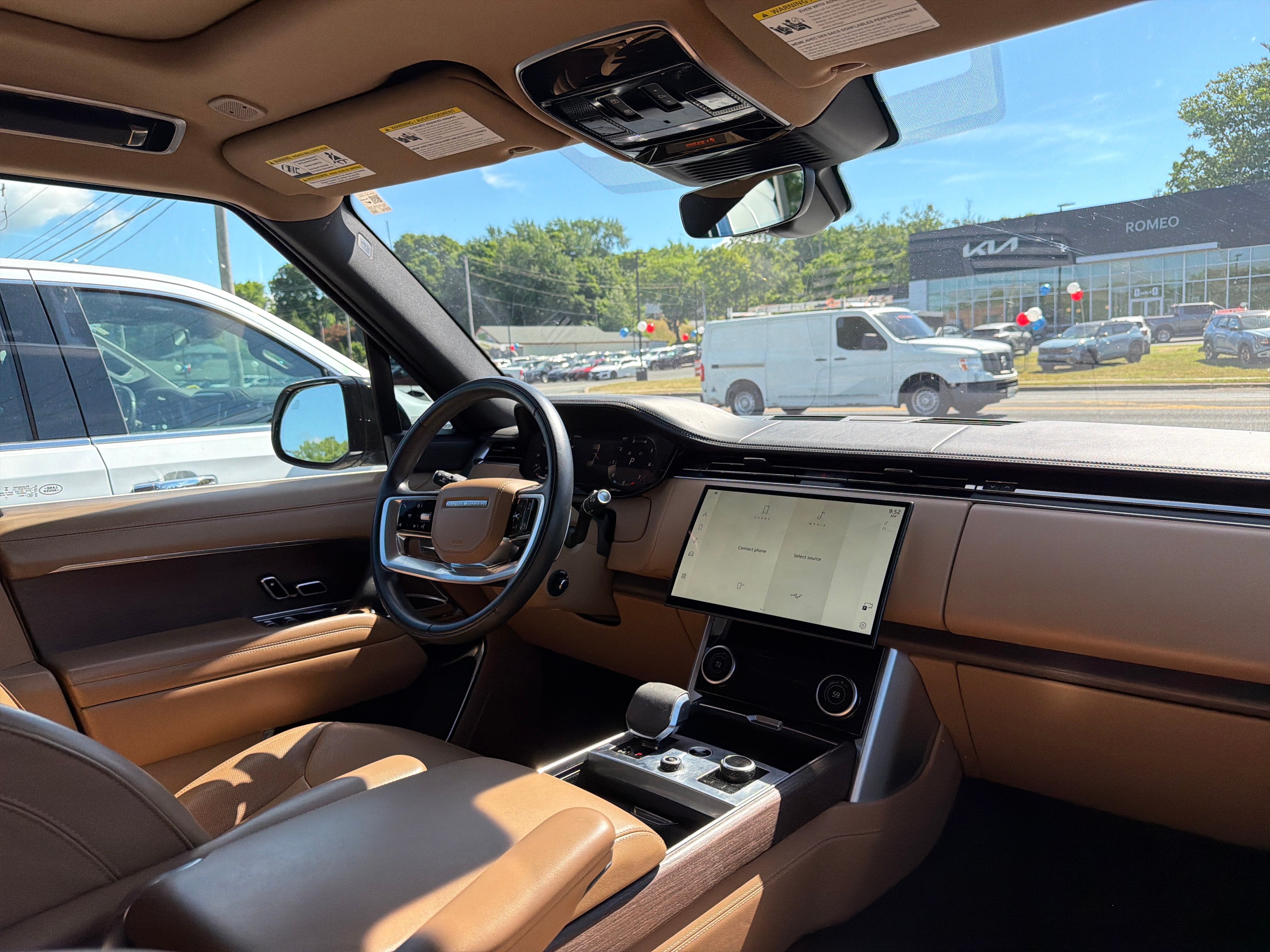 2023 Land Rover Range Rover SE